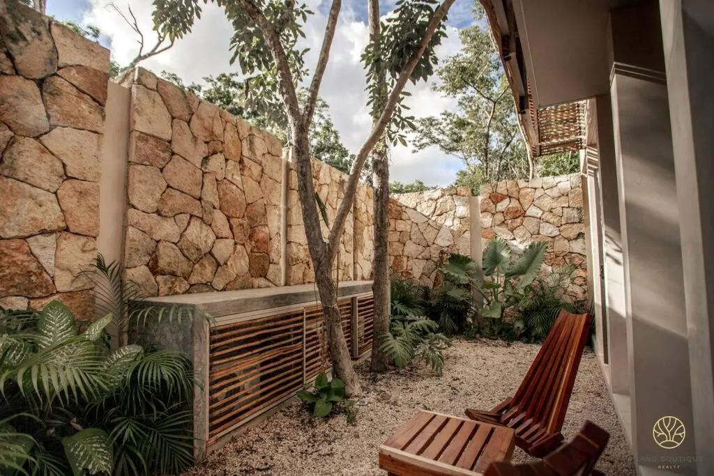 Jungle hideaway 2BR/plunge pool