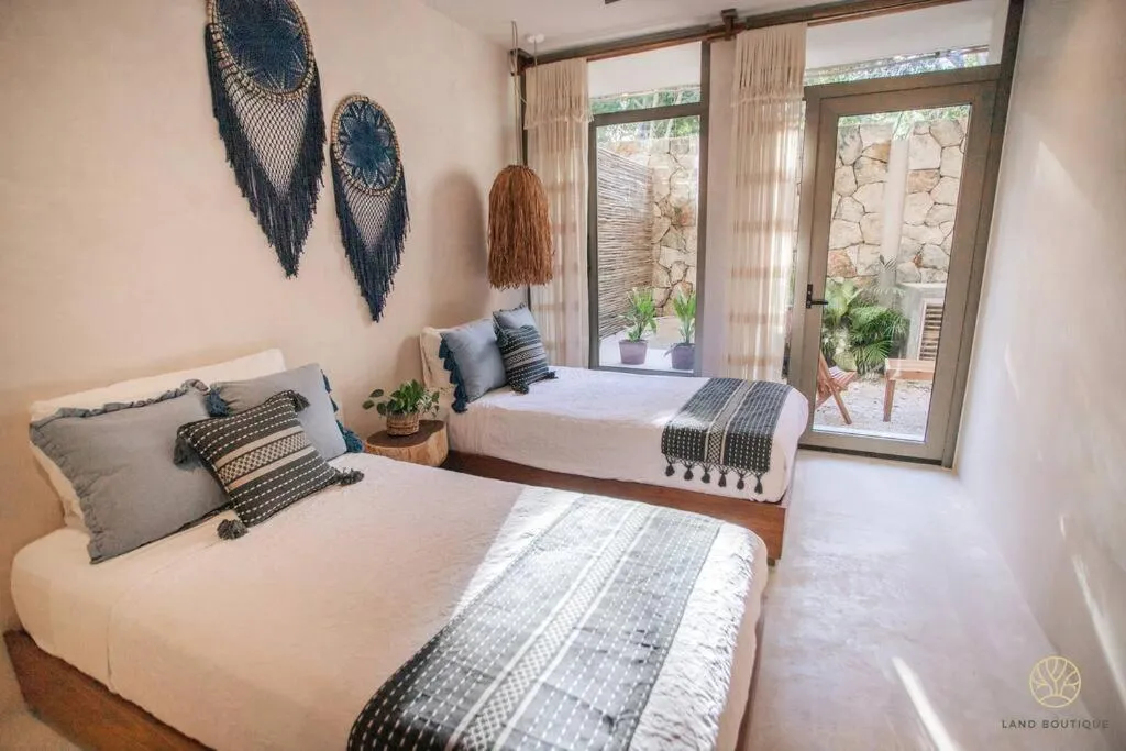 Bed in Jungle hideaway 2BR/plunge pool