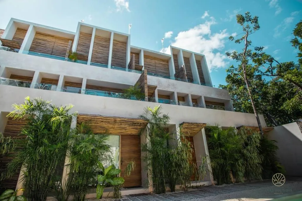 Jungle hideaway 2BR/plunge pool