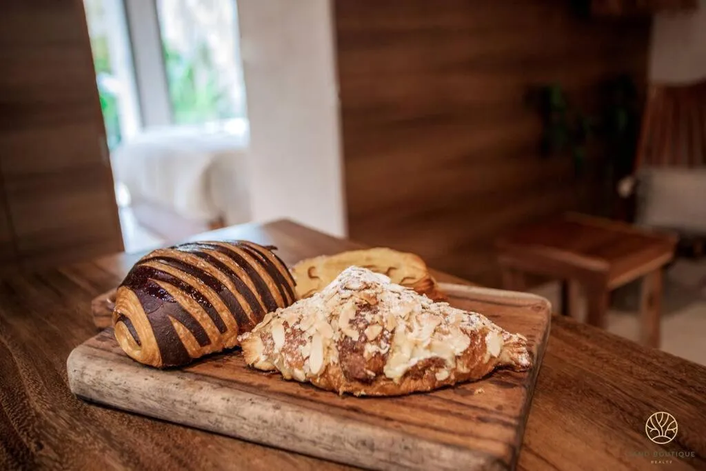 Jungle hideaway 2BR/plunge pool