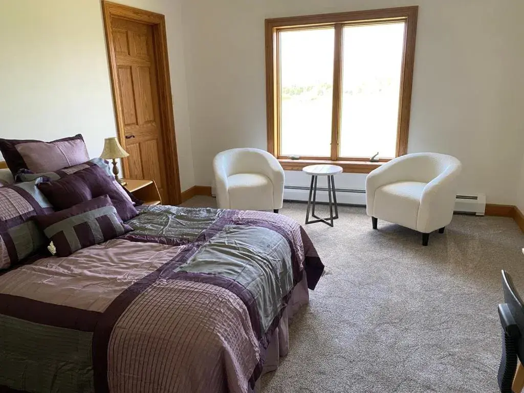 Standard Double Room in Chestnuthill Countryside Manor Standard Double Room in Chestnuthill Countryside Manor