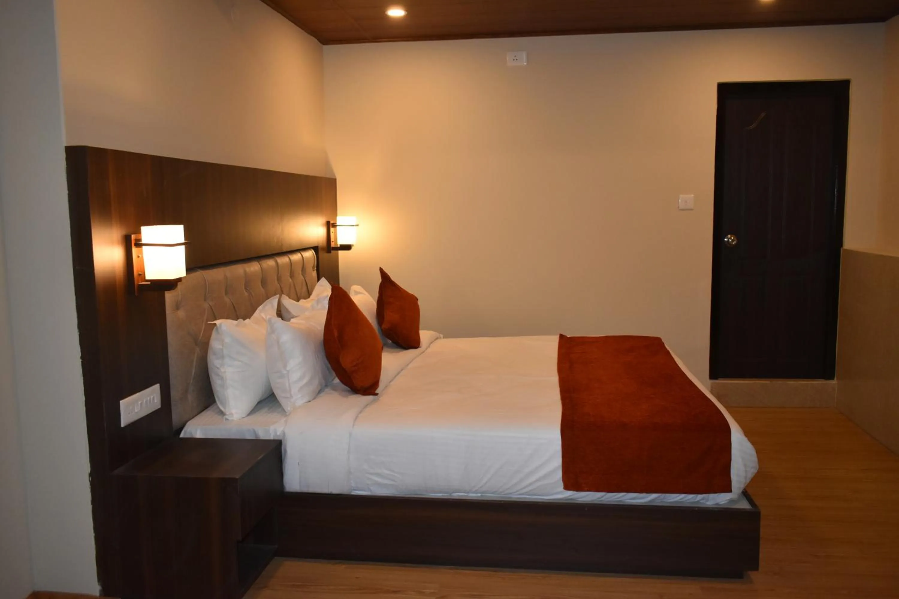 Bed in Keswani Group Tashi Heritage Hotel & Resort