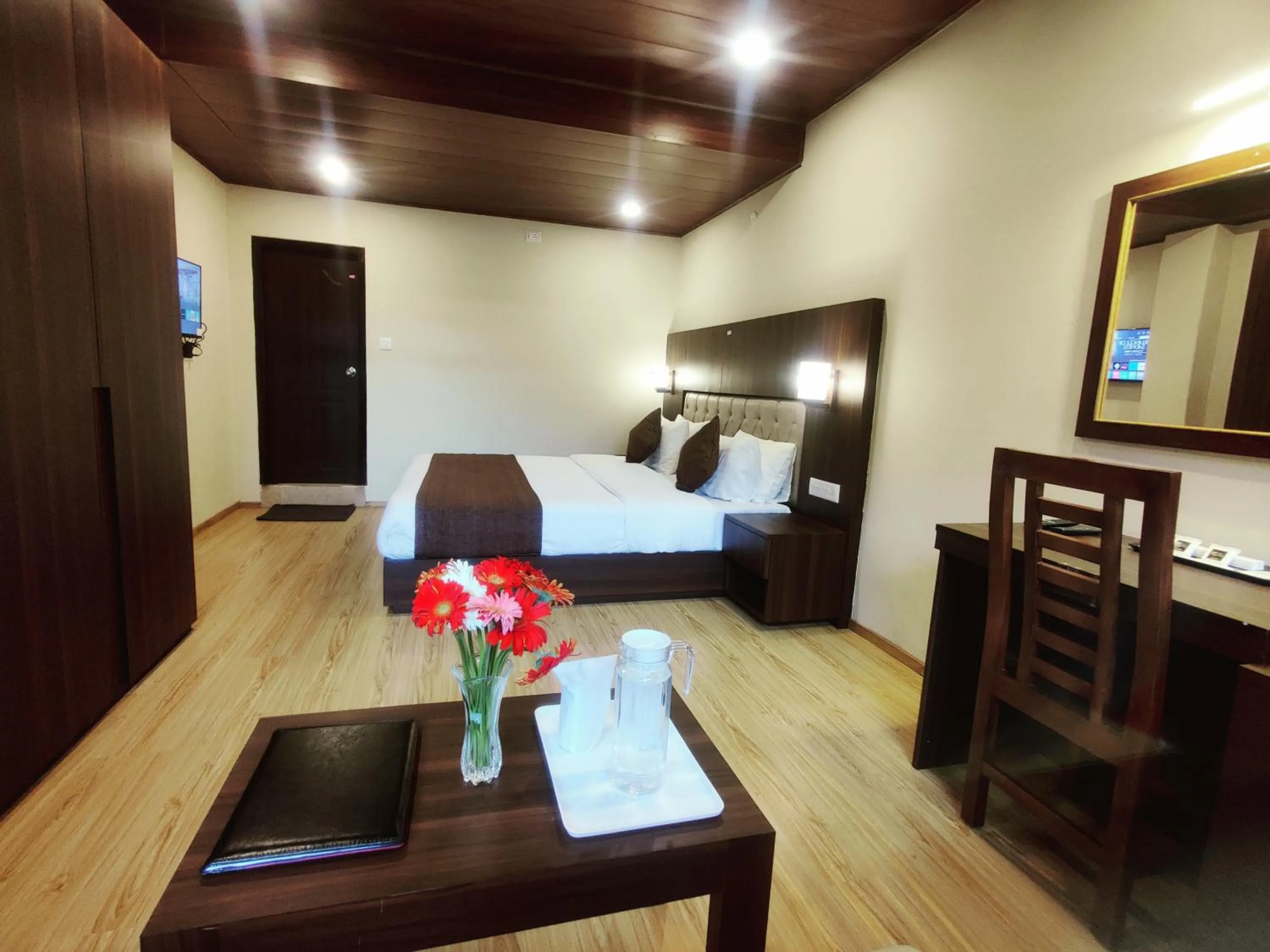Bed in Keswani Group Tashi Heritage Hotel & Resort