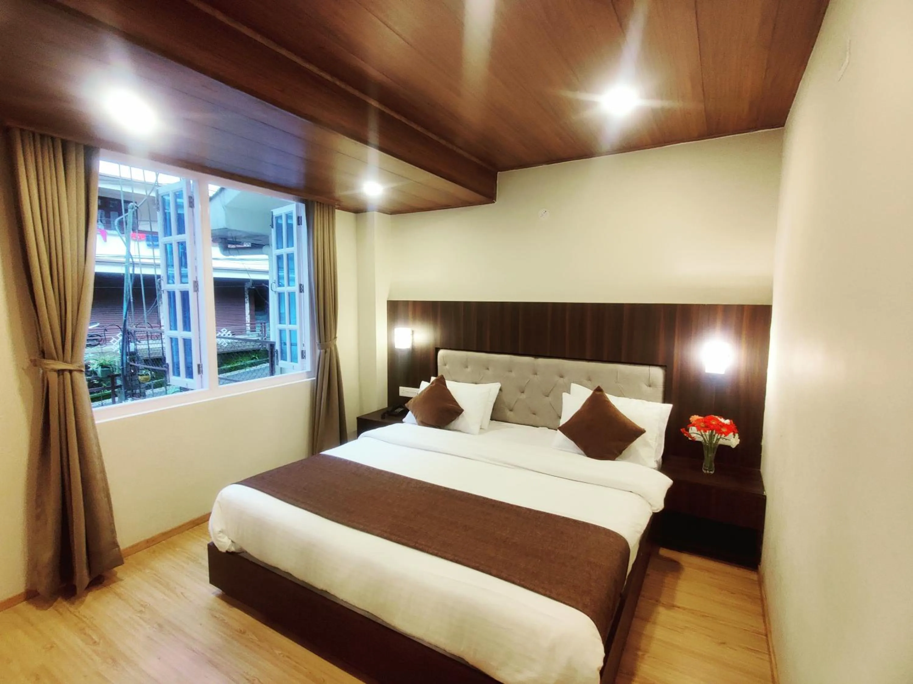 Bed in Keswani Group Tashi Heritage Hotel & Resort