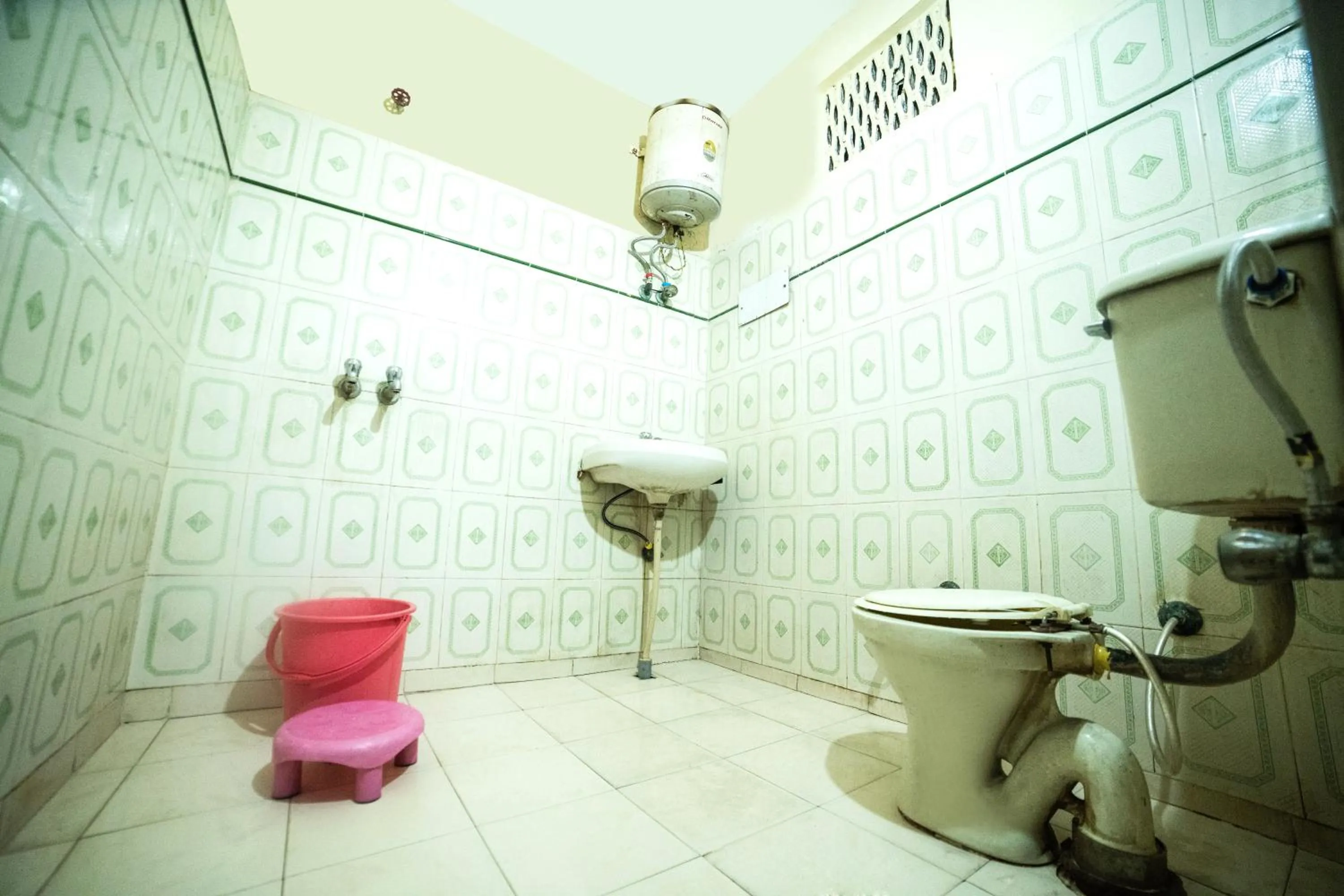 Hotel Raj Guest House