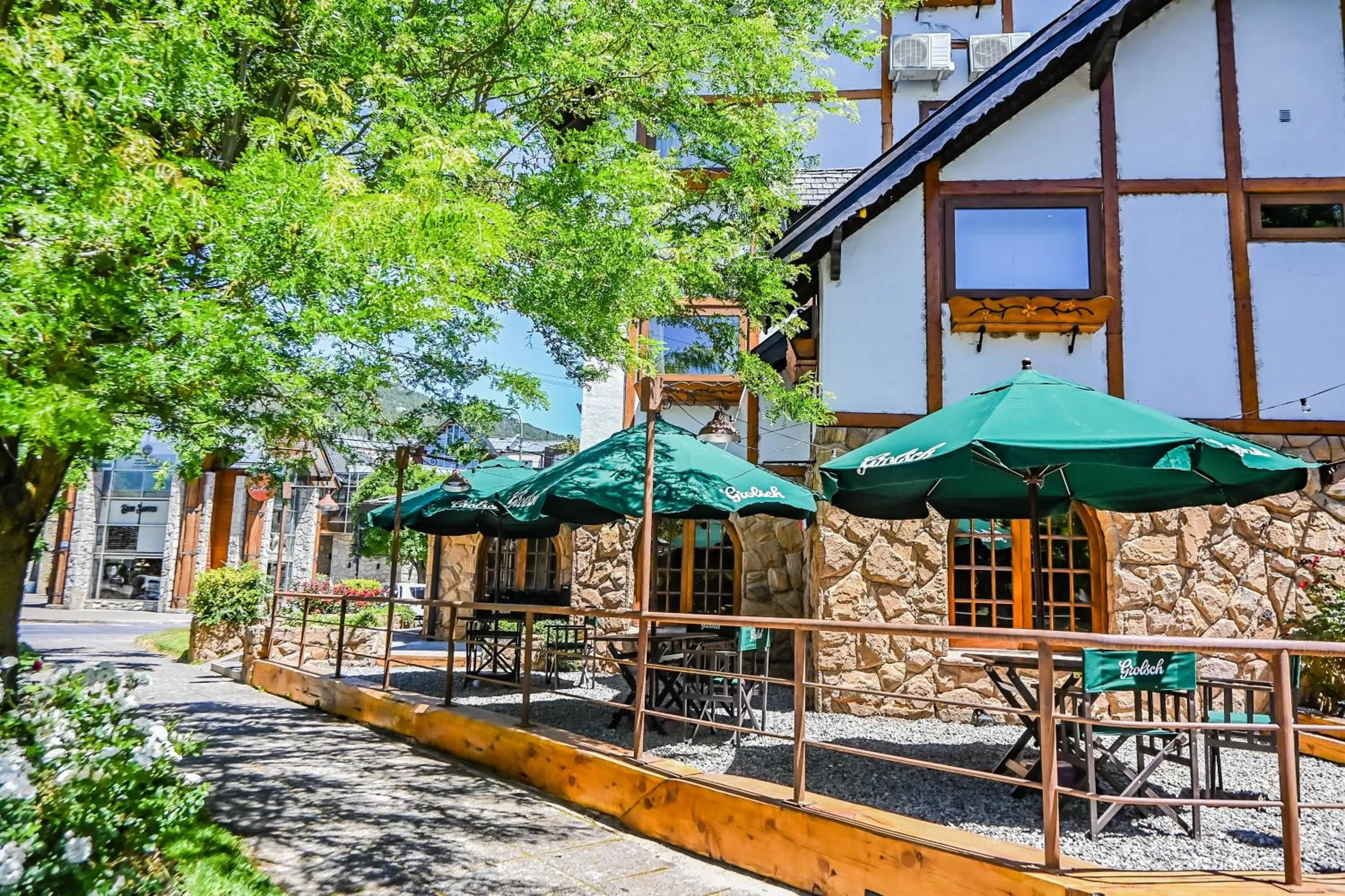 Property building in Hotel & Spa La Cheminée