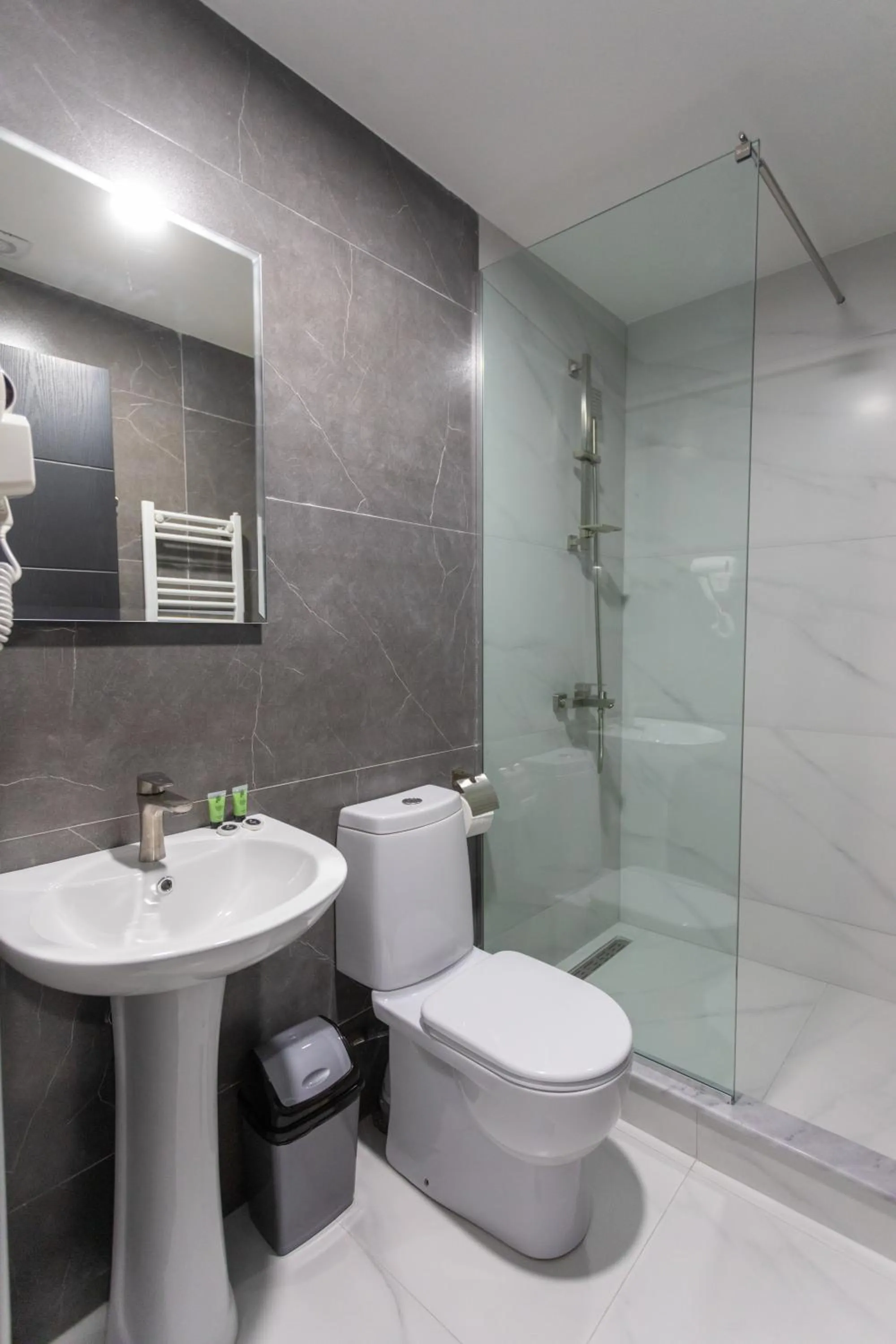 Bathroom in Hotel West Way