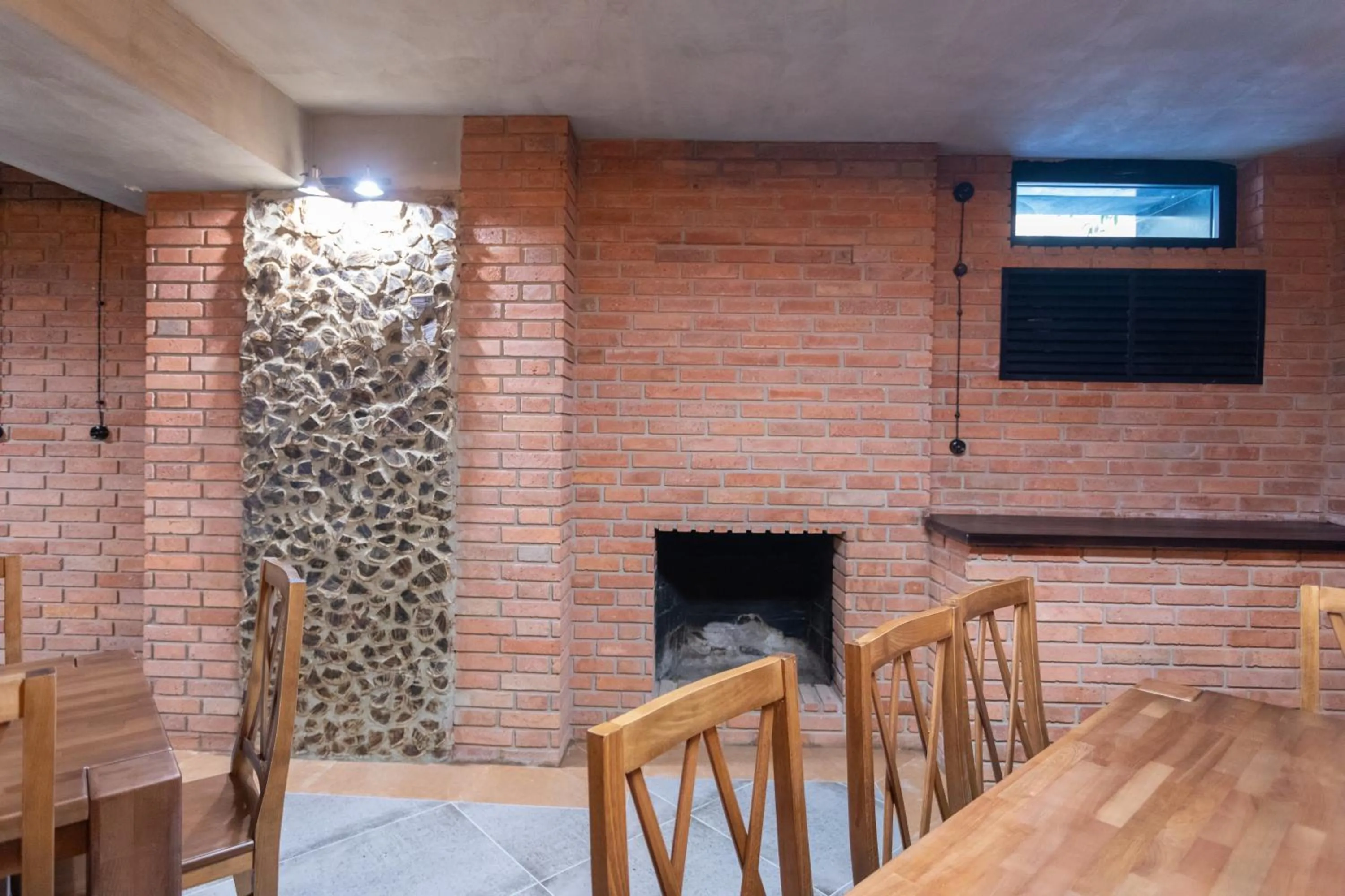 flat iron in Hotel West Way