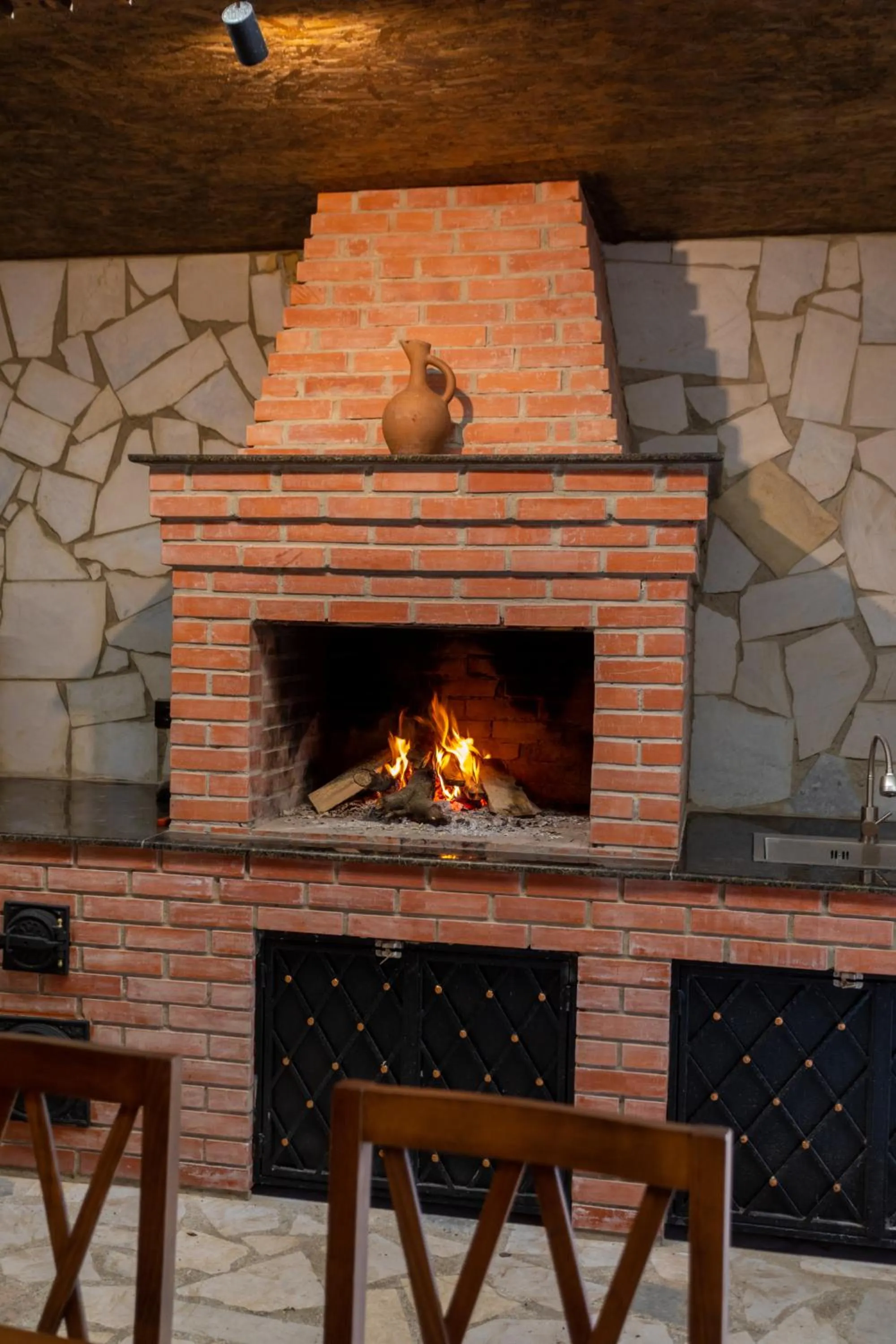 flat iron in Hotel West Way