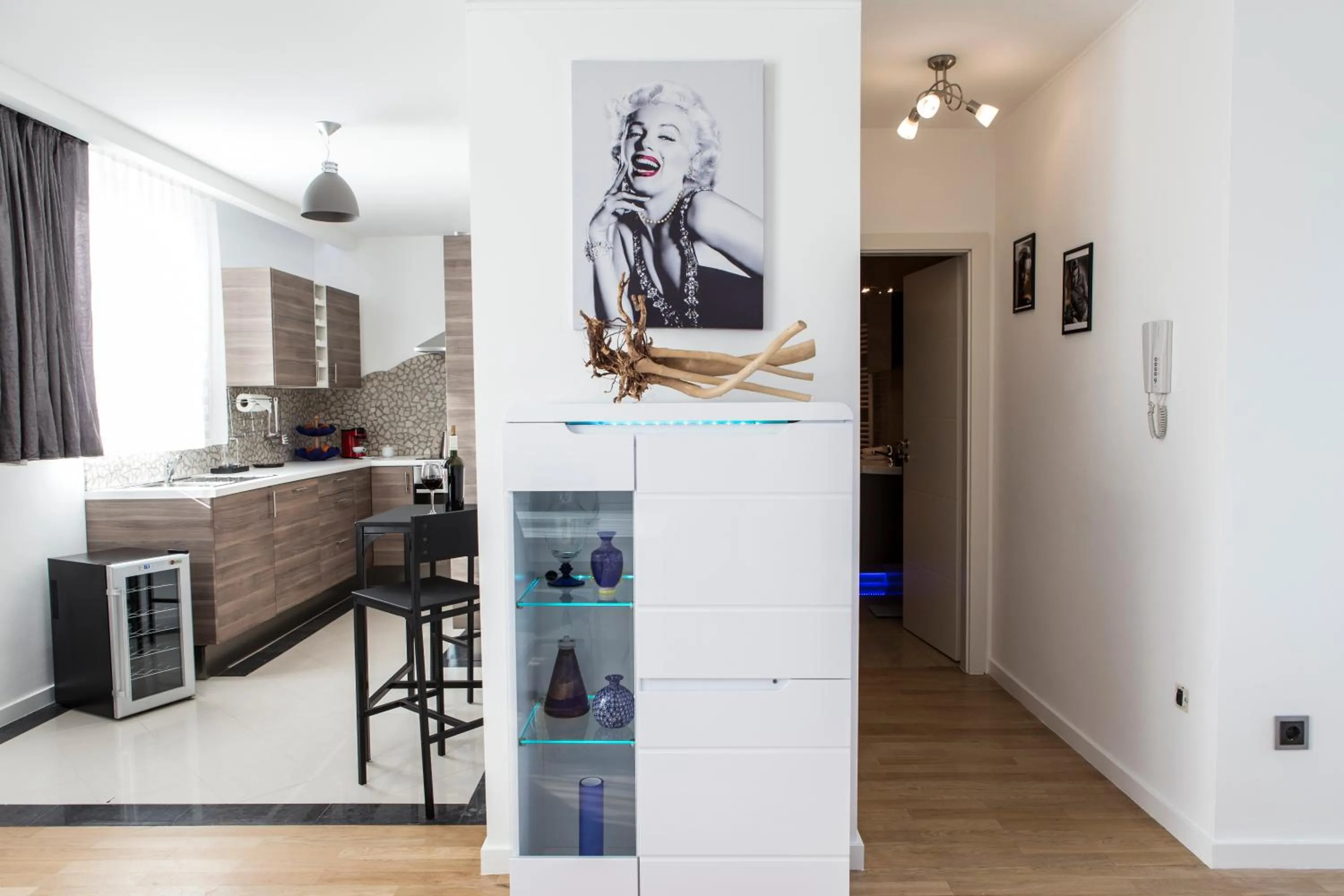 Kitchen or kitchenette in The Queen Luxury Apartments - Villa Marilyn