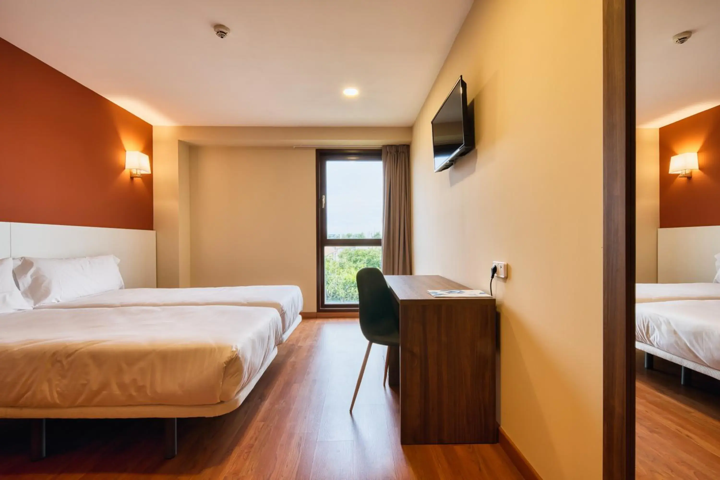 Twin Room in Checkin Madrid Móstoles Twin Room in Checkin Madrid Móstoles