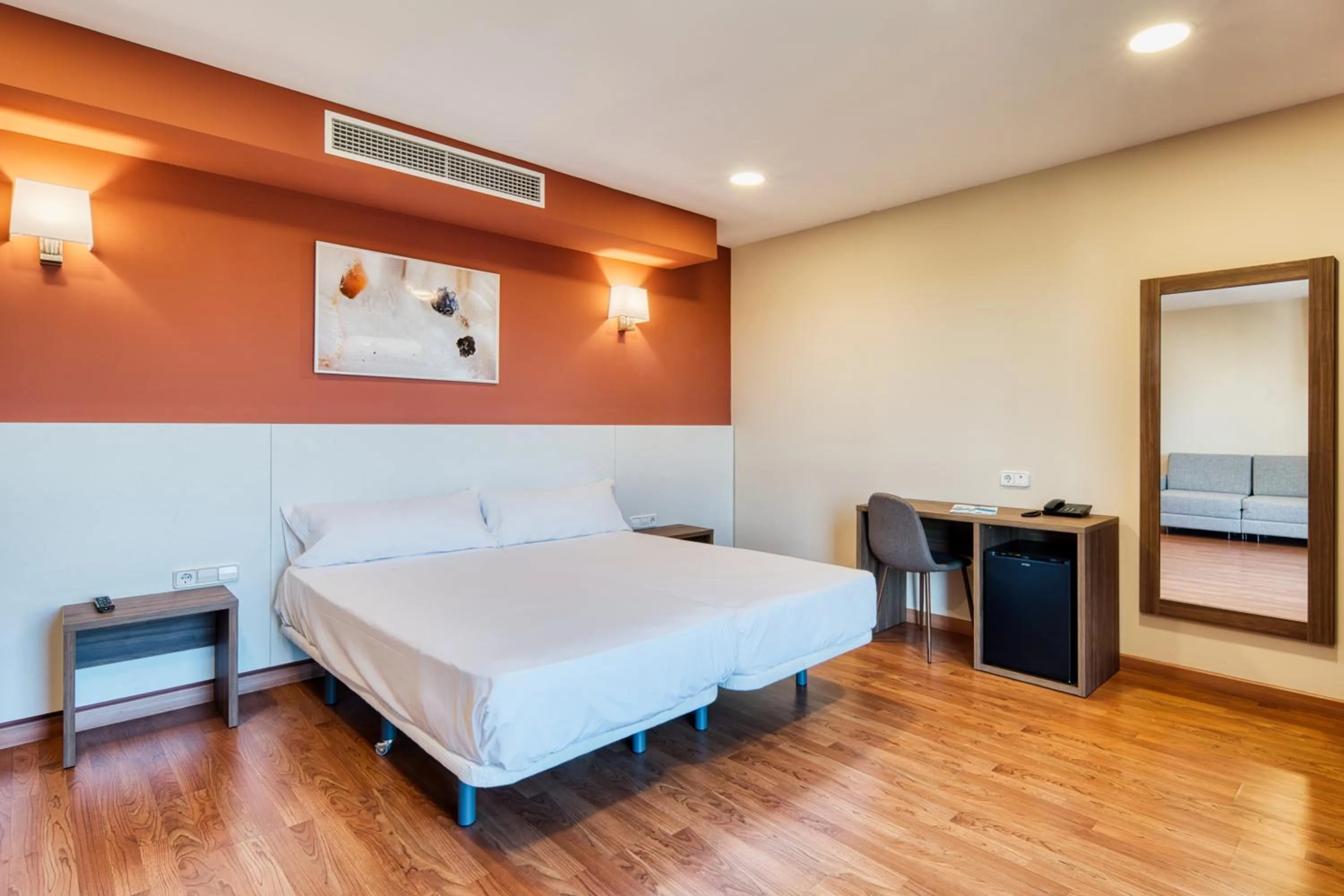 Bed in Checkin Madrid Móstoles