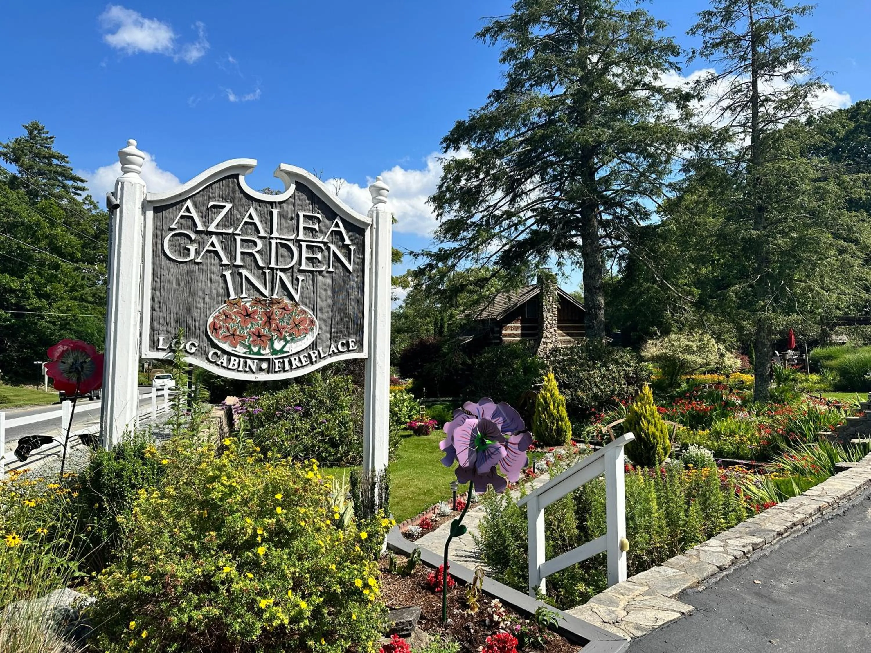 Property logo or sign in Azalea Garden Inn