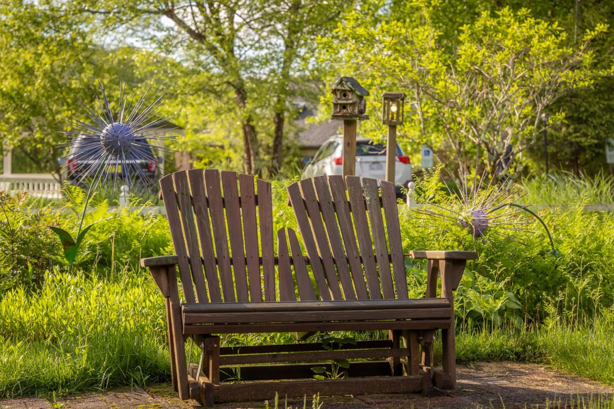 Seating area in Azalea Garden Inn
