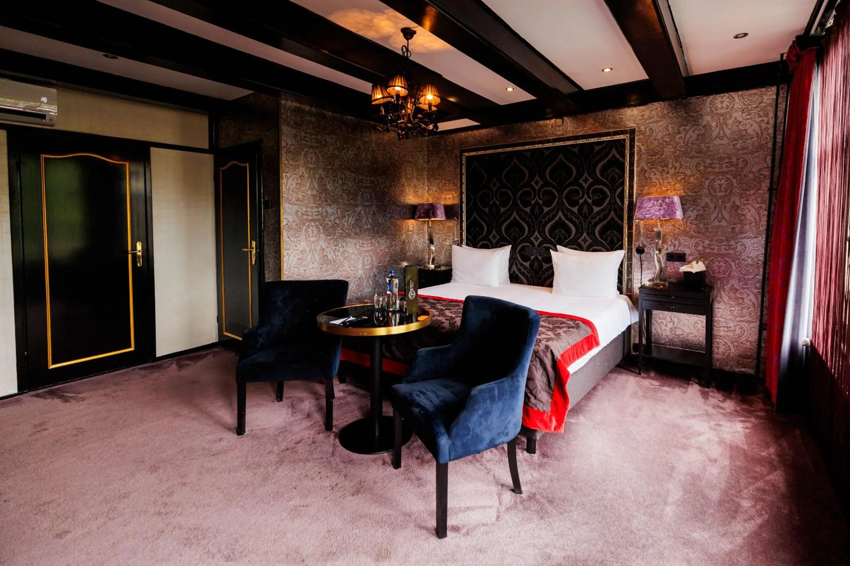 Bedroom in The Pavilions Amsterdam, The Toren