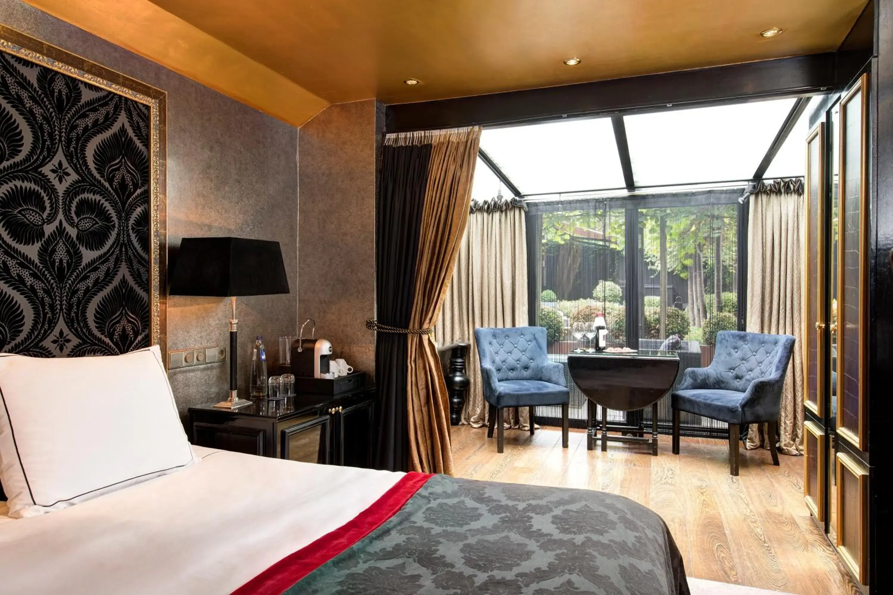 Garden Cottage in The Pavilions Amsterdam, The Toren Garden Cottage in The Pavilions Amsterdam, The Toren