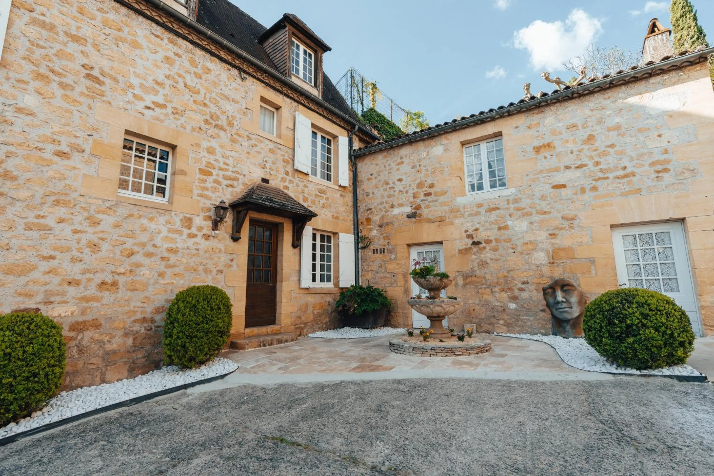 Garden in Hôtel l'Abbaye