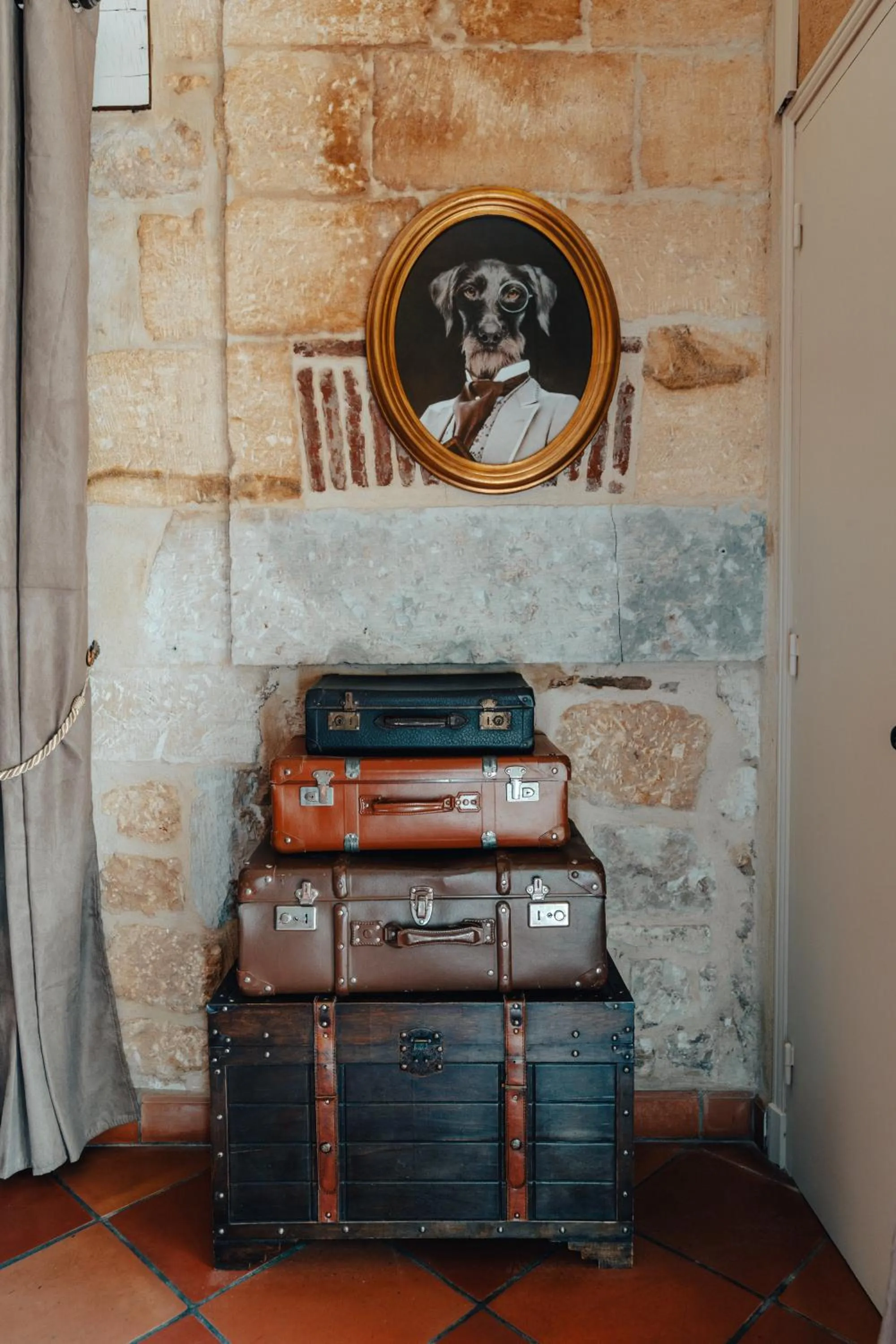 Lobby or reception in Hôtel l'Abbaye