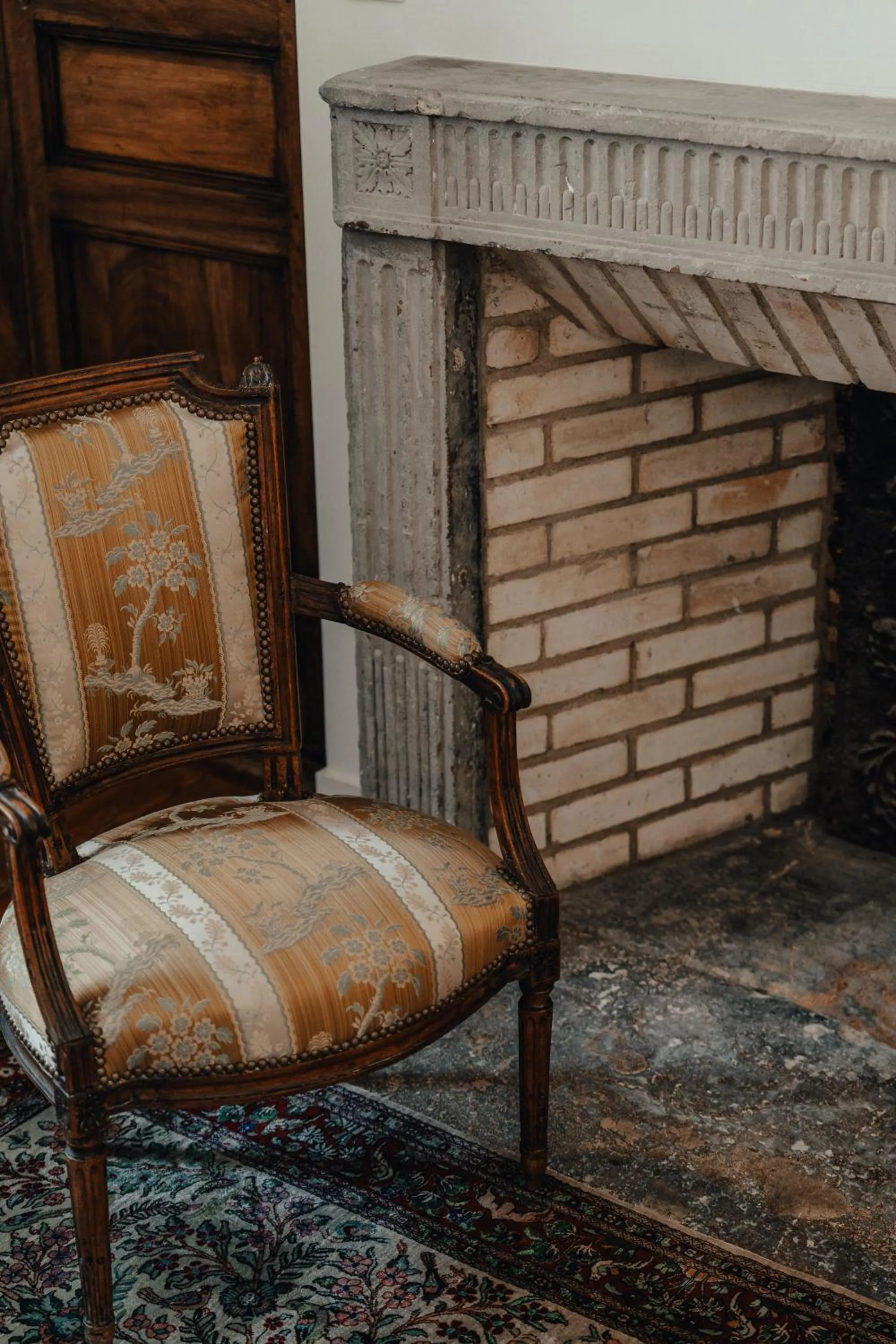 Seating area in Hôtel l'Abbaye