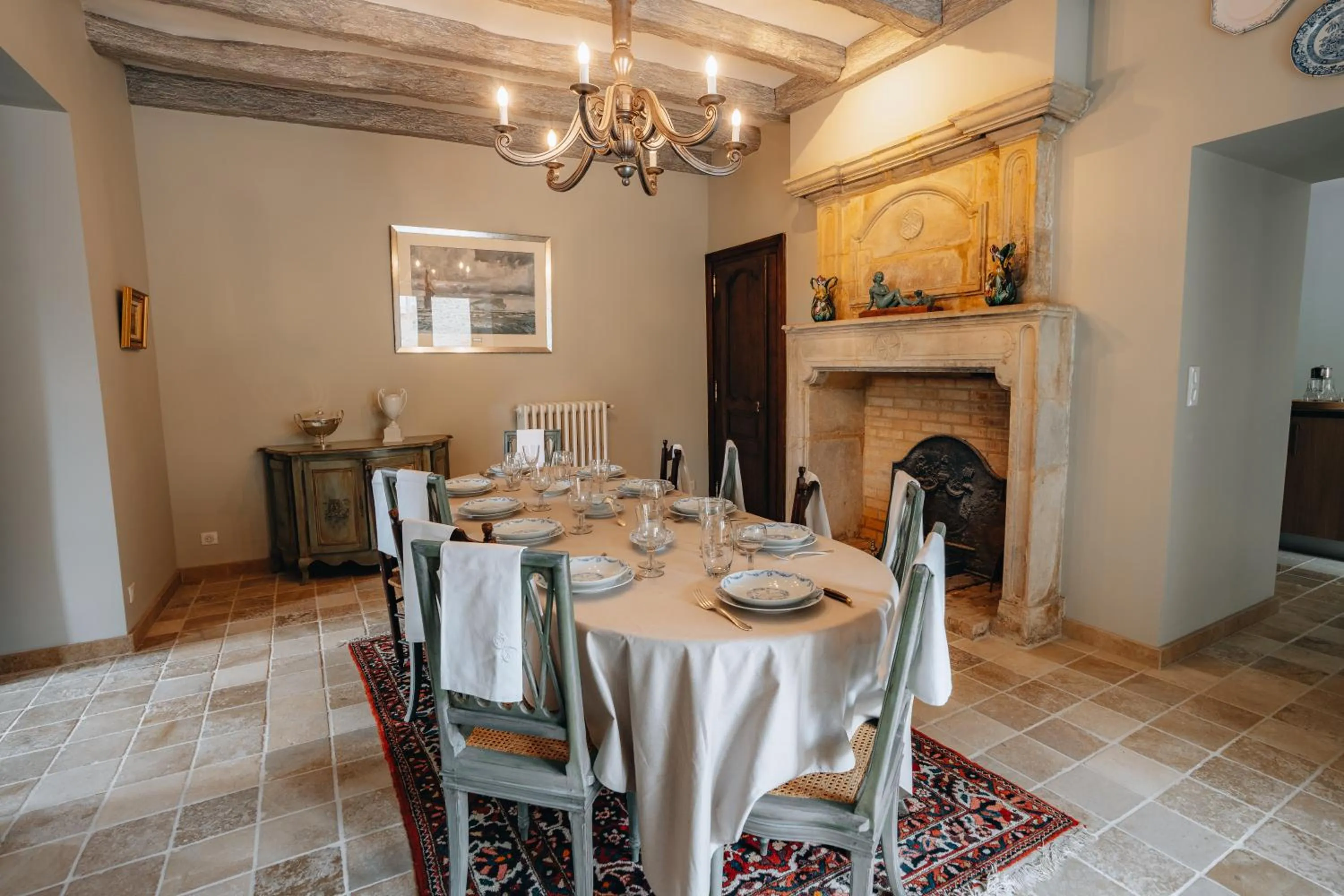 Dining area in Hôtel l'Abbaye