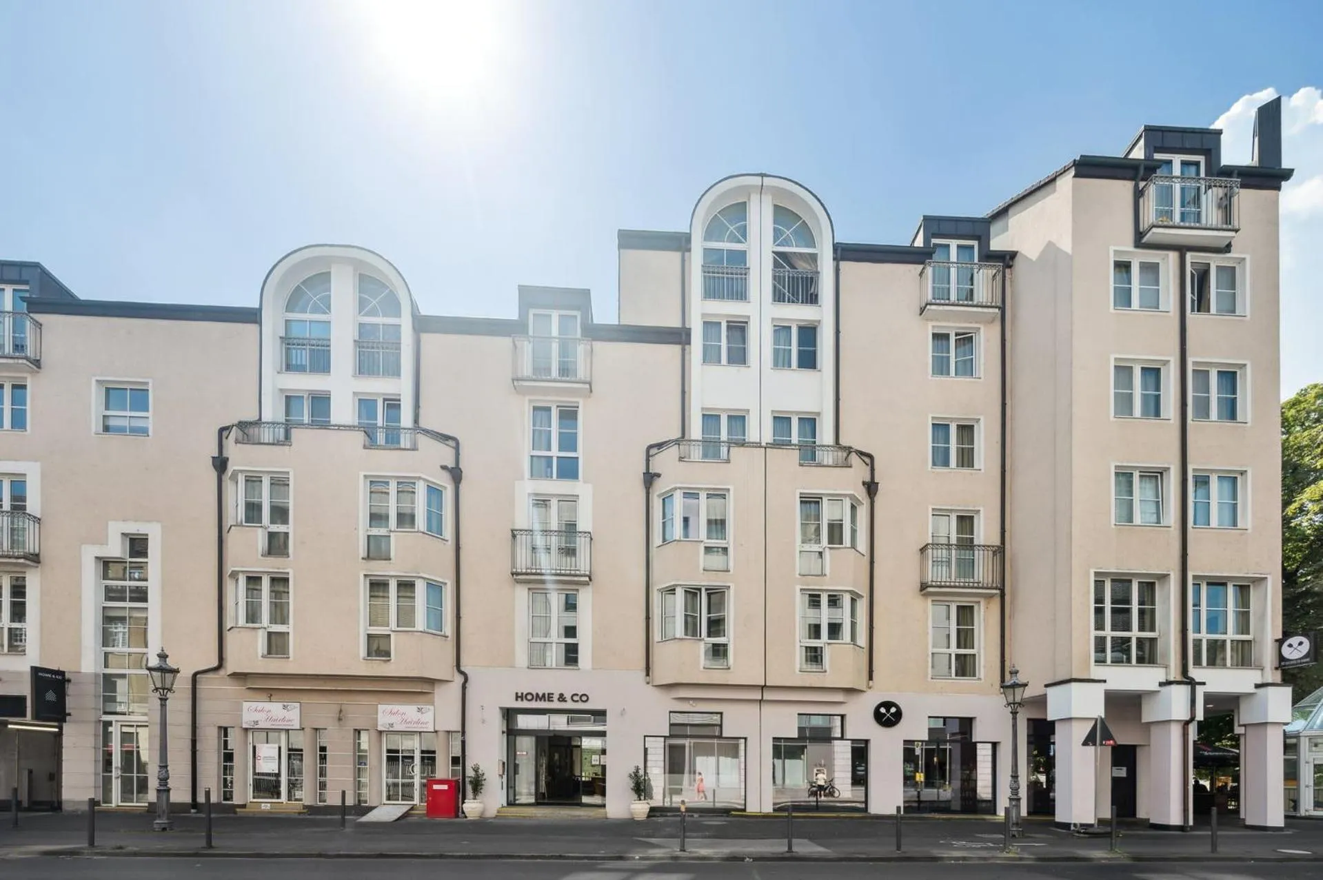 Property building in Home and CoLiving Bonn I Aparthotel