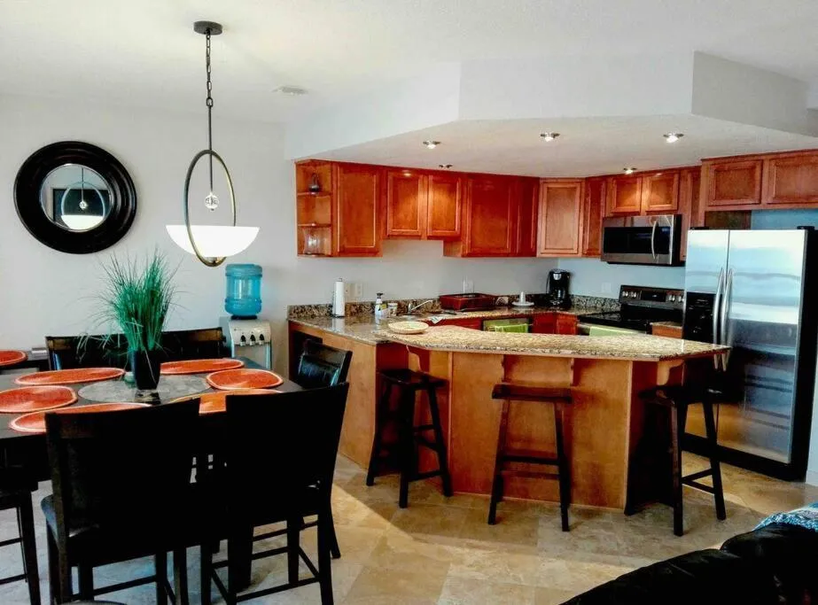 Kitchen or kitchenette in The Dolphins Ocean Front-Beach 2 BR 2Bth
