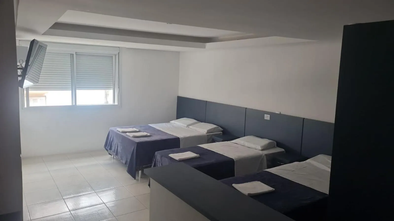 Bed in HOTEL DO CENTRO 100m SANTA CASA, ASSEMBLEIA E UFRGS, PROXIMO AO ARAUJO VIANA, PET'S FRIENDLY!!!