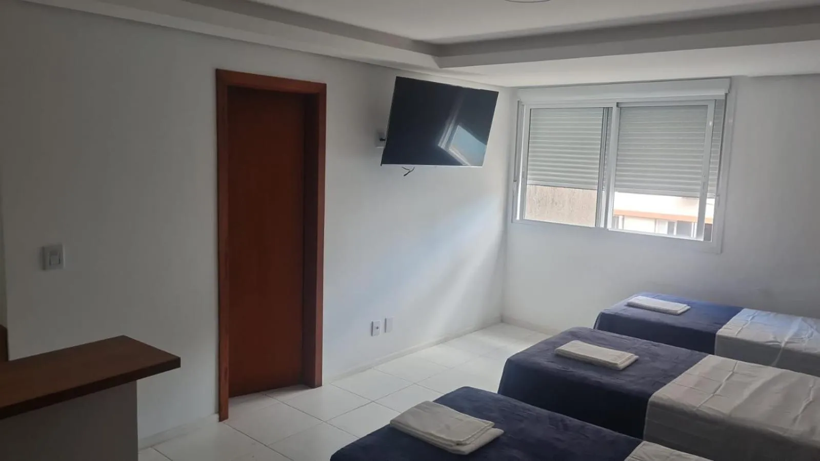 Bed in HOTEL DO CENTRO 100m SANTA CASA, ASSEMBLEIA E UFRGS, PROXIMO AO ARAUJO VIANA, PET'S FRIENDLY!!!