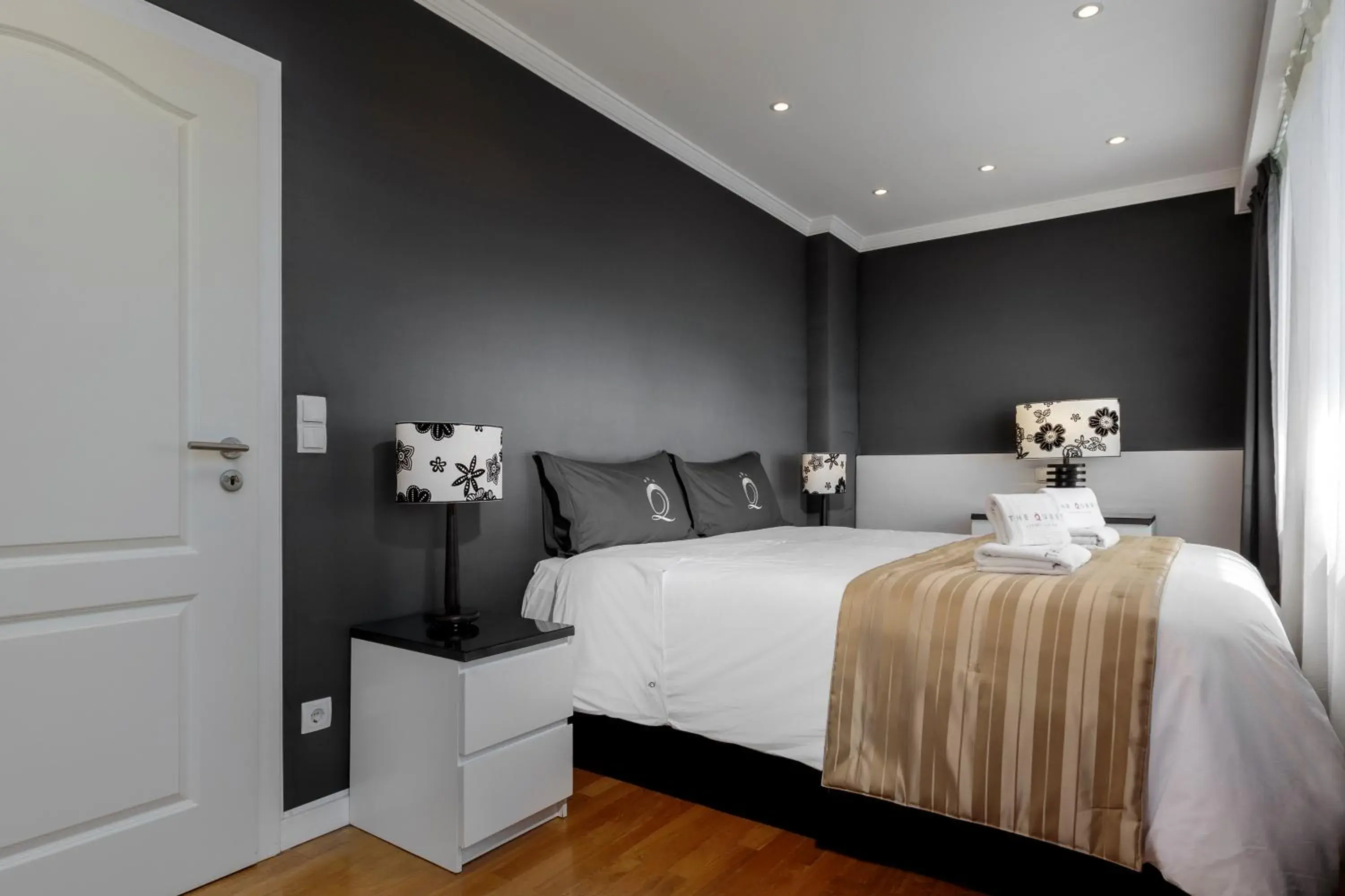 The Queen Luxury Apartments - Villa Fiorita The Queen Luxury Apartments - Villa Fiorita