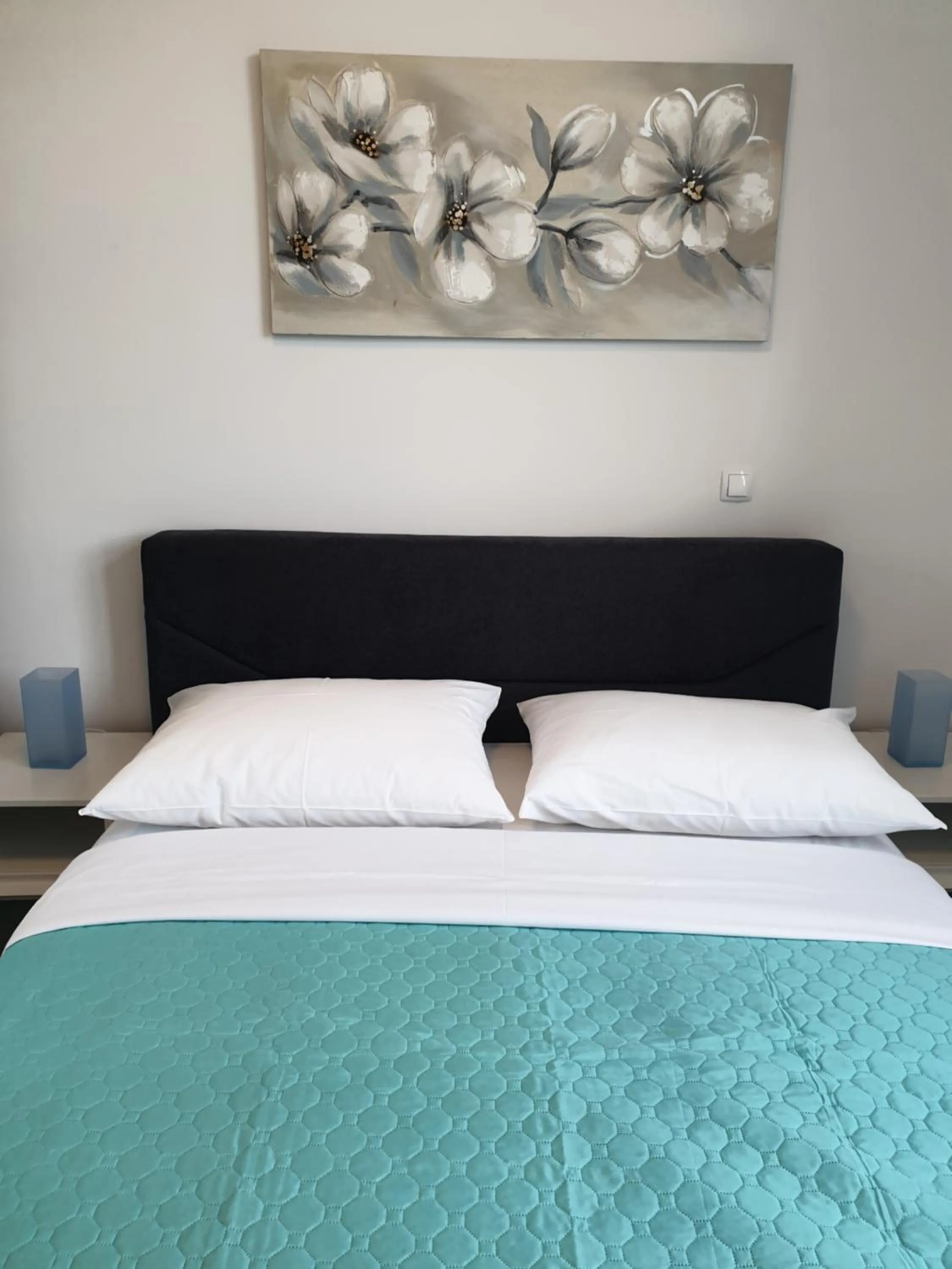 Bed in Apartment Mary