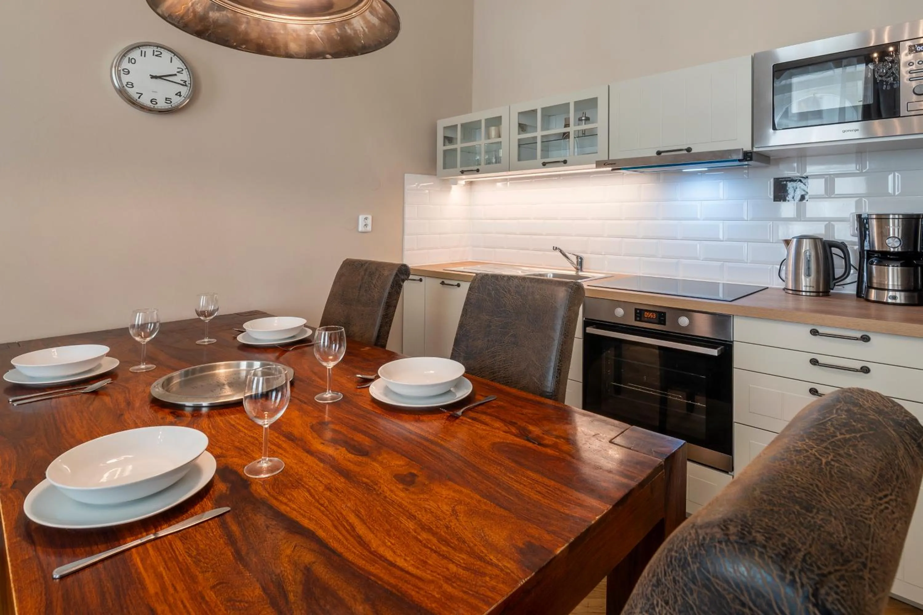 Kitchen or kitchenette in Apart Hotel Zborovska