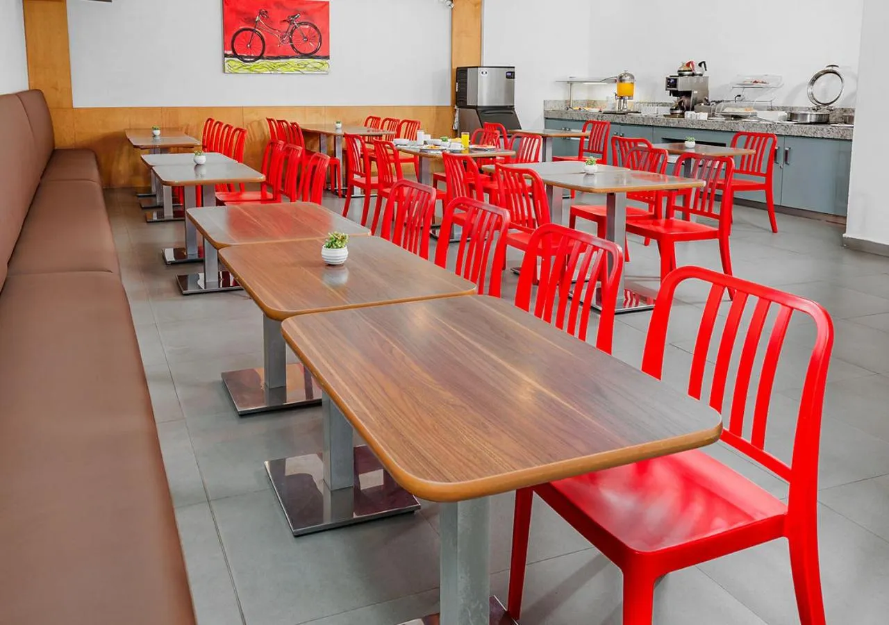 Restaurant/places to eat in Hotel México Plaza Irapuato