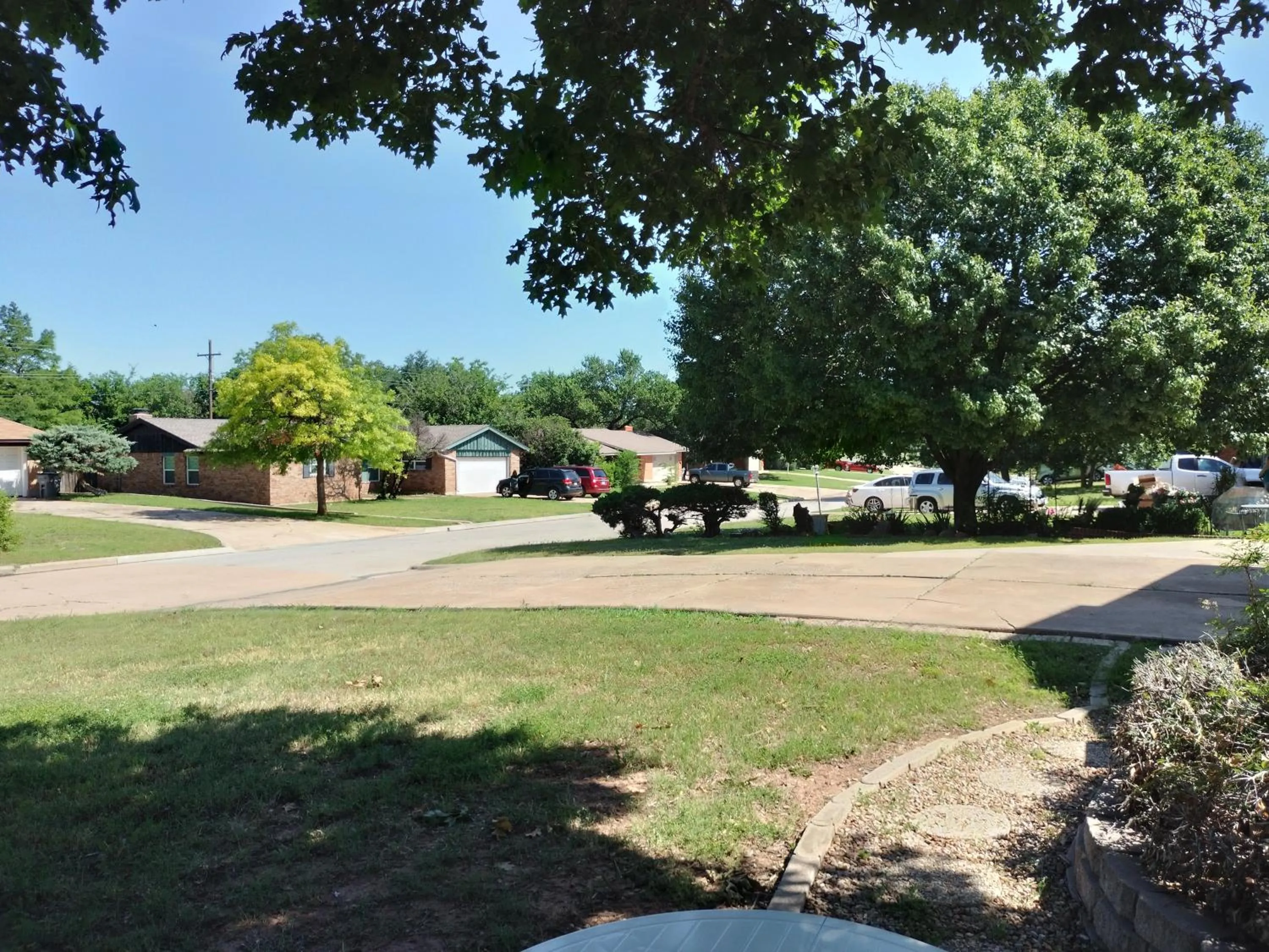 Golden Sunflower's Apt E