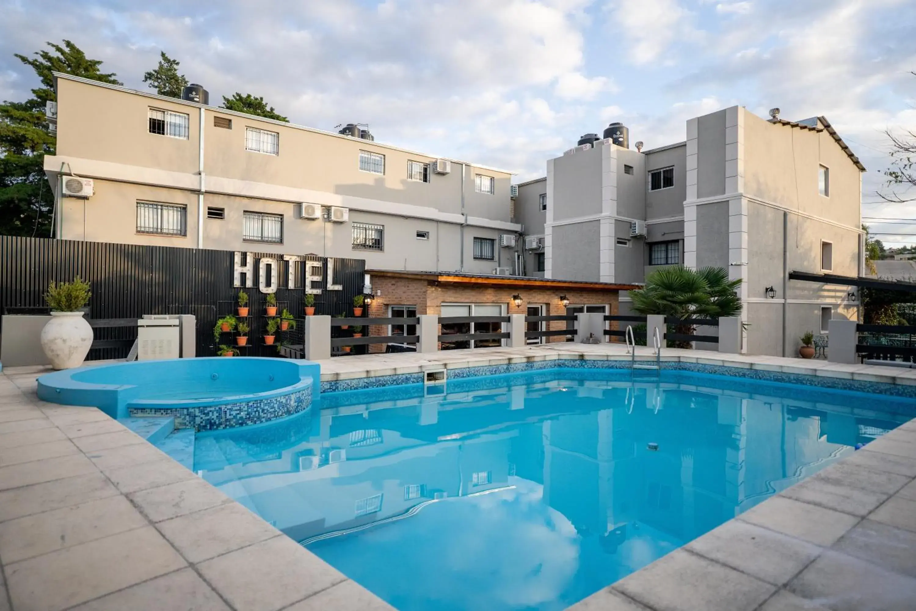 Swimming pool in Nuevo Centro Hotel Villa Carlos Paz Swimming pool in Nuevo Centro Hotel Villa Carlos Paz