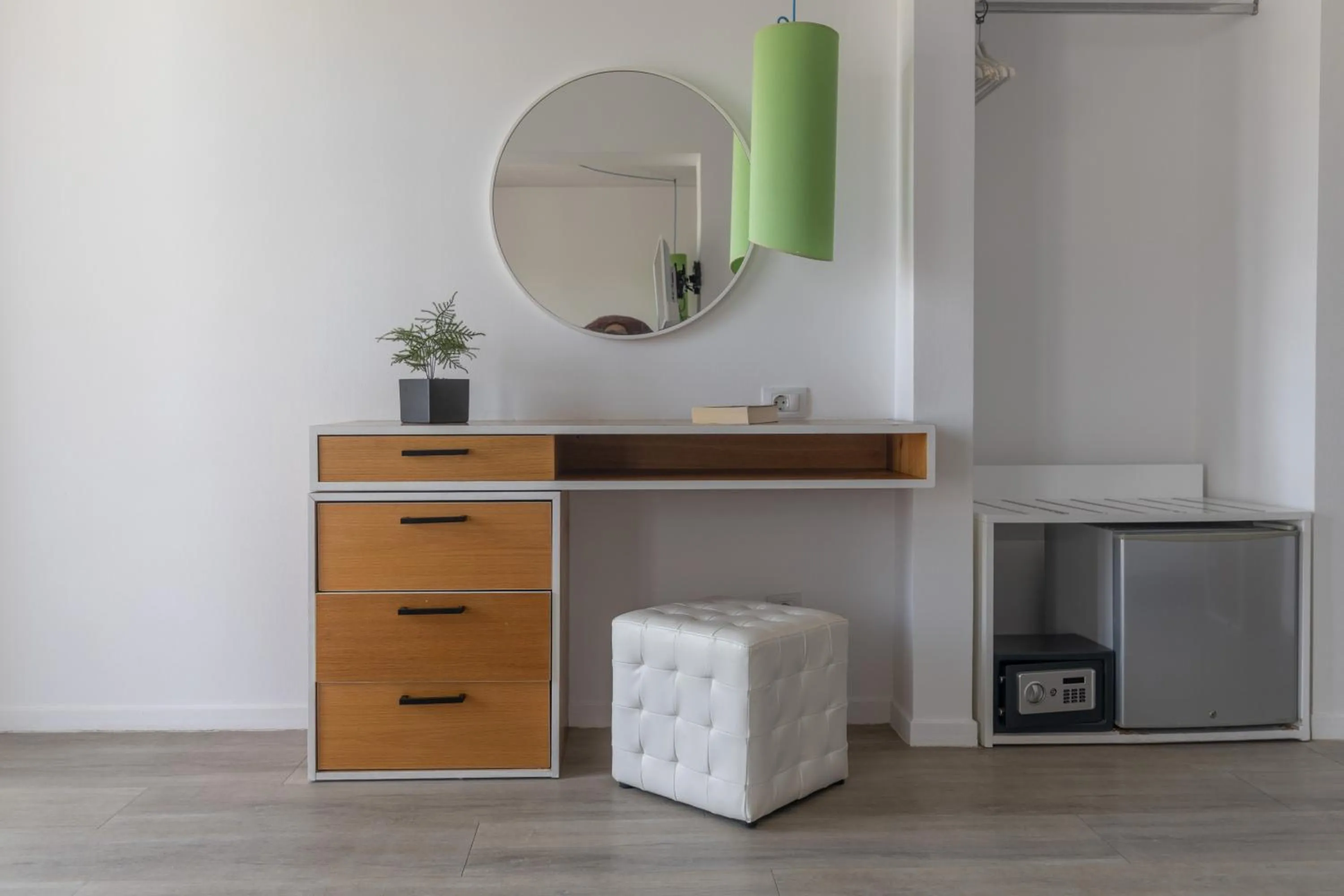 Bed in Marathon Beach Resort