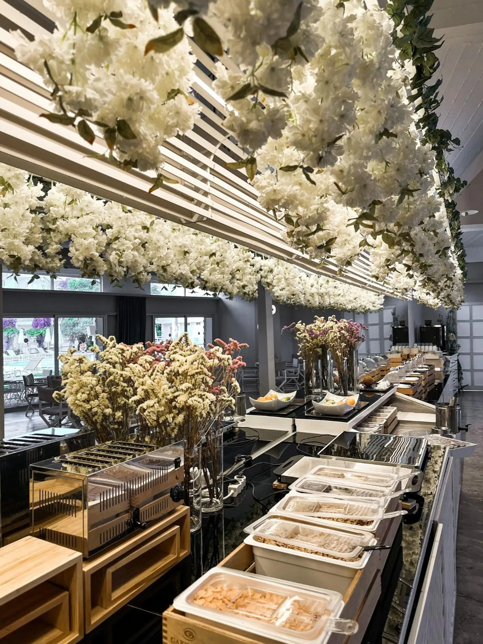 Restaurant/places to eat in Marathon Beach Resort