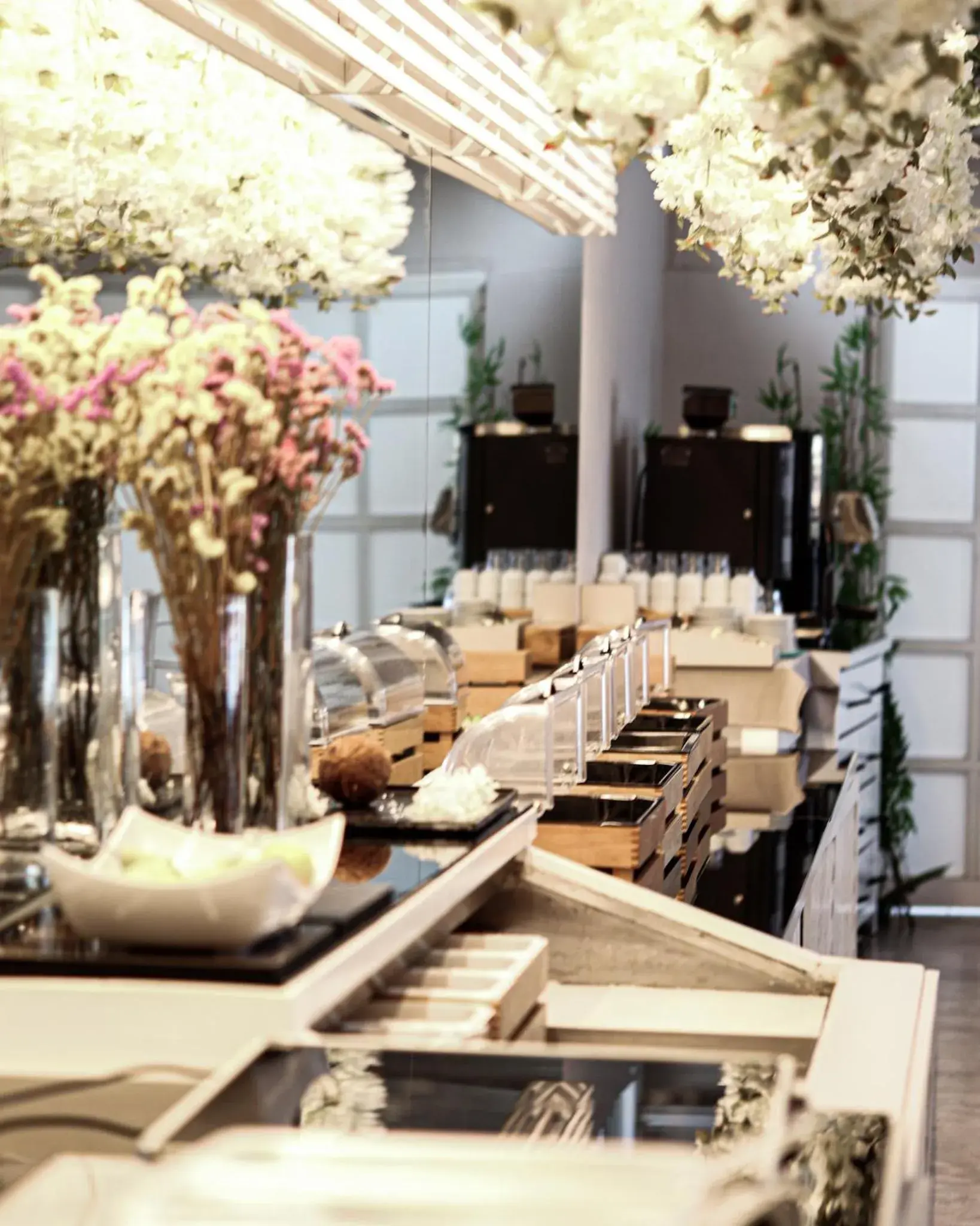 Restaurant/places to eat in Marathon Beach Resort Restaurant/places to eat in Marathon Beach Resort