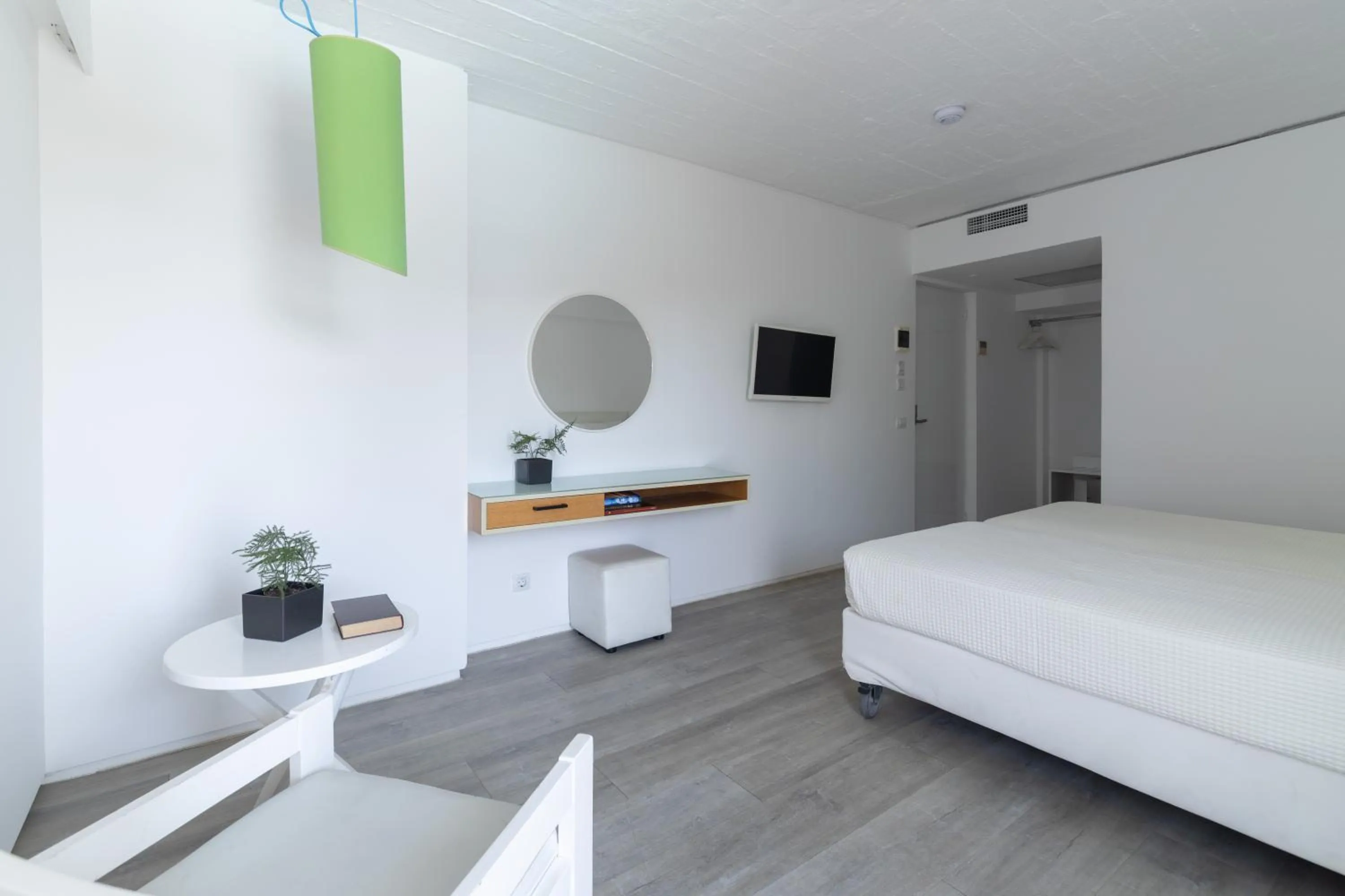 Bedroom in Marathon Beach Resort