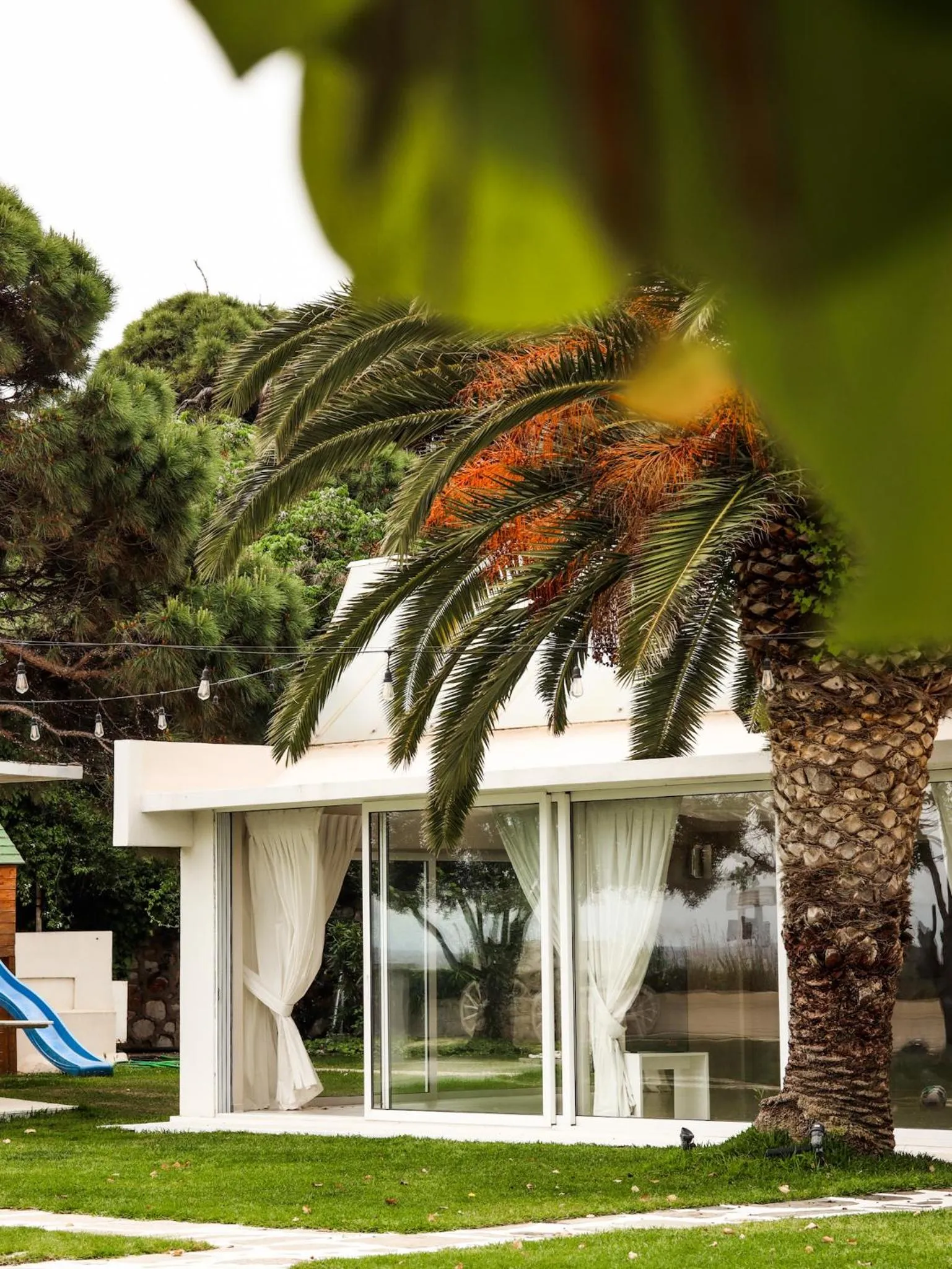 Property building in Marathon Beach Resort