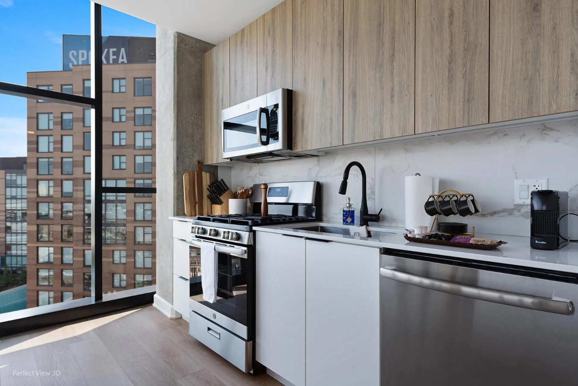 Coffee/tea facilities in Avenir West Loop Penthouses with Iconic City Views