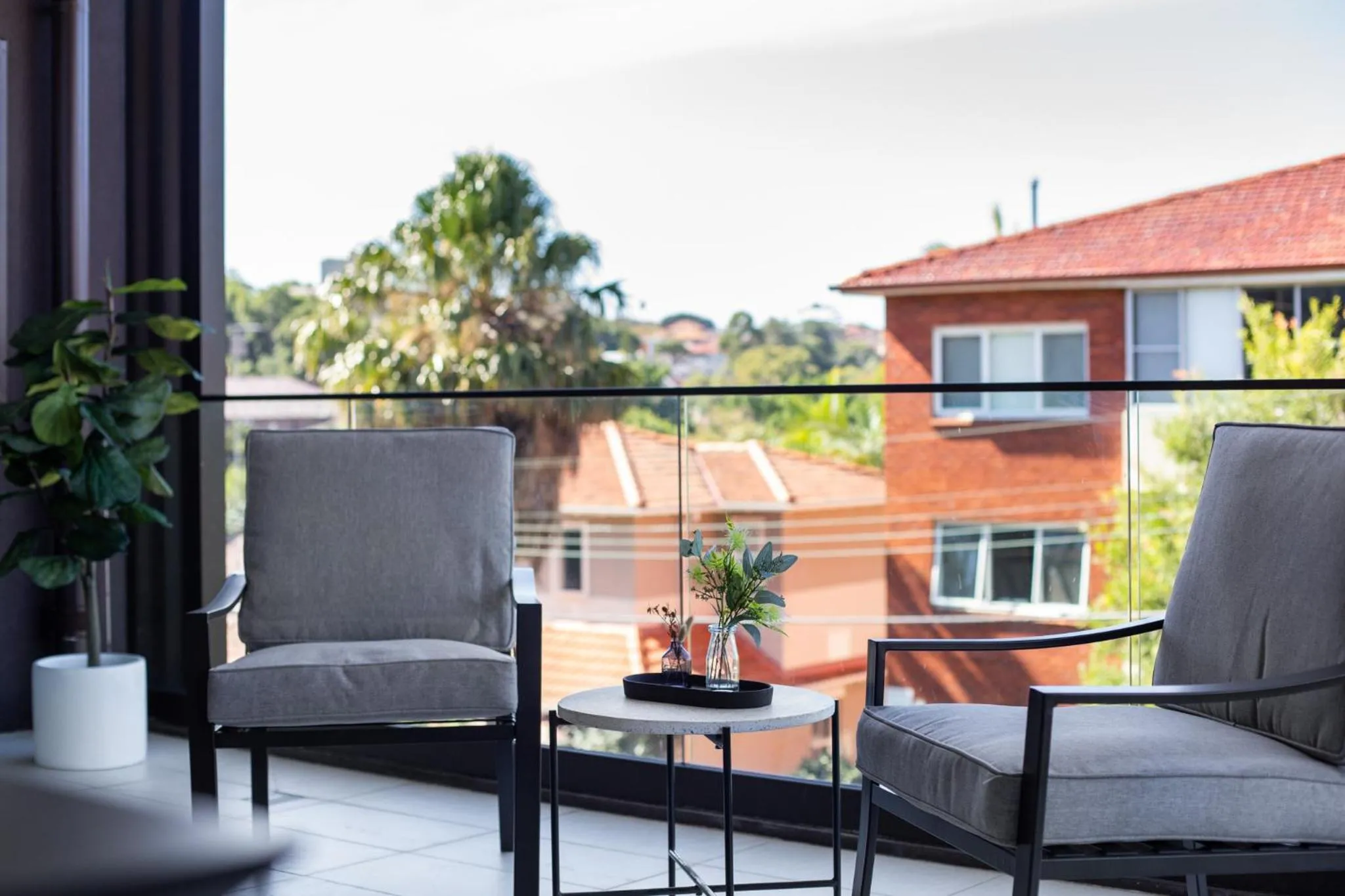 Balcony/Terrace in The Horizon Apartments by Urban Rest
