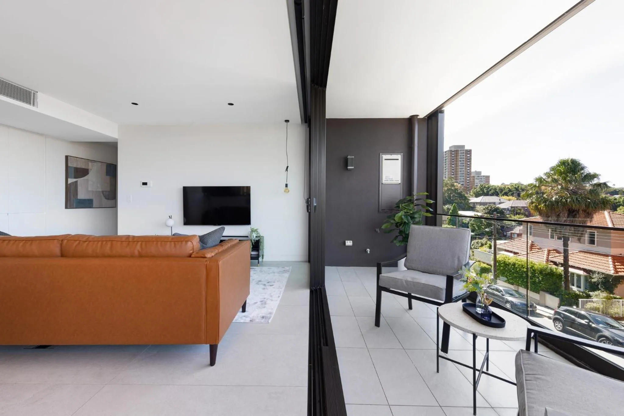 Balcony/Terrace in The Horizon Apartments by Urban Rest