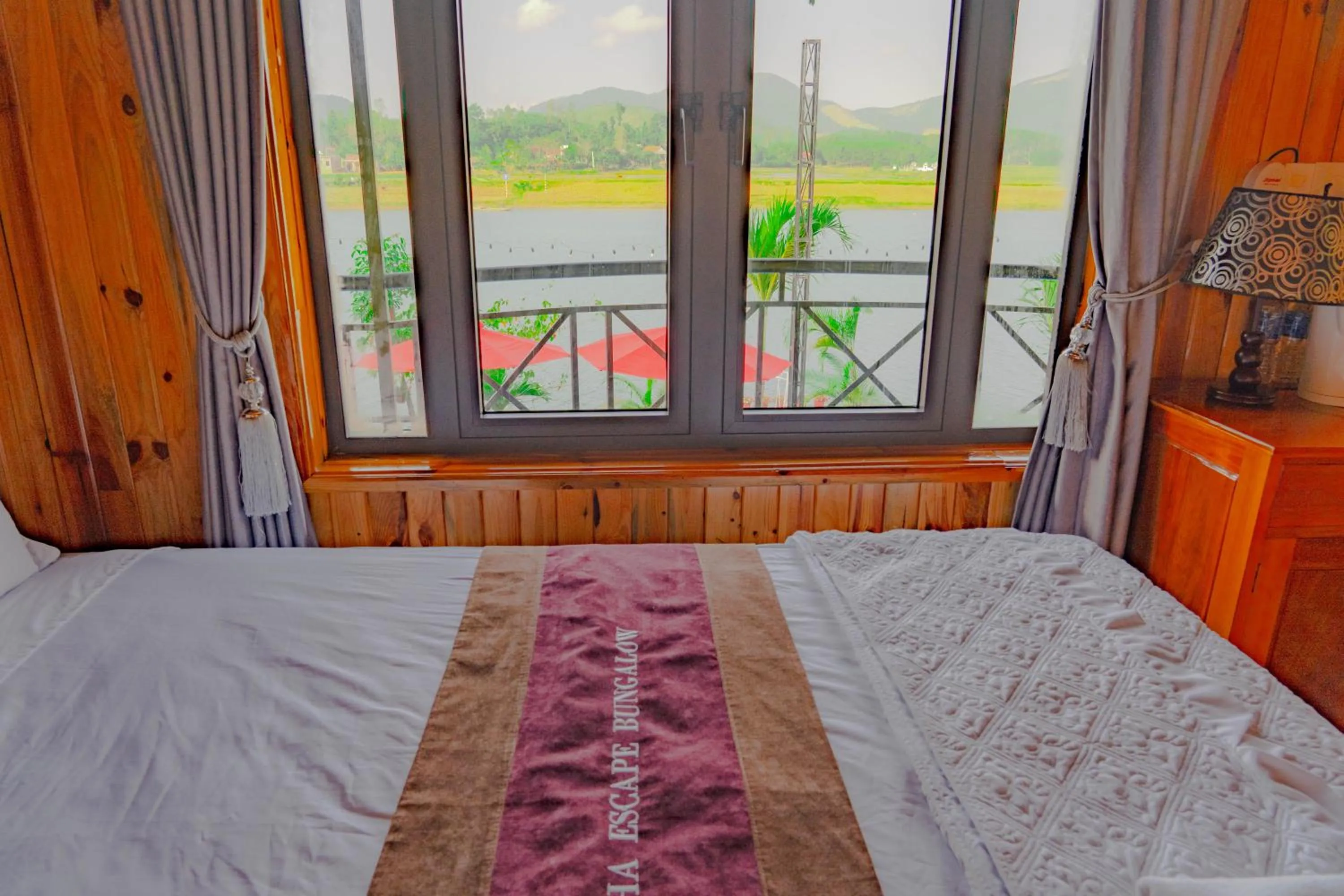 Bed in Phong Nha Escape Bungalow