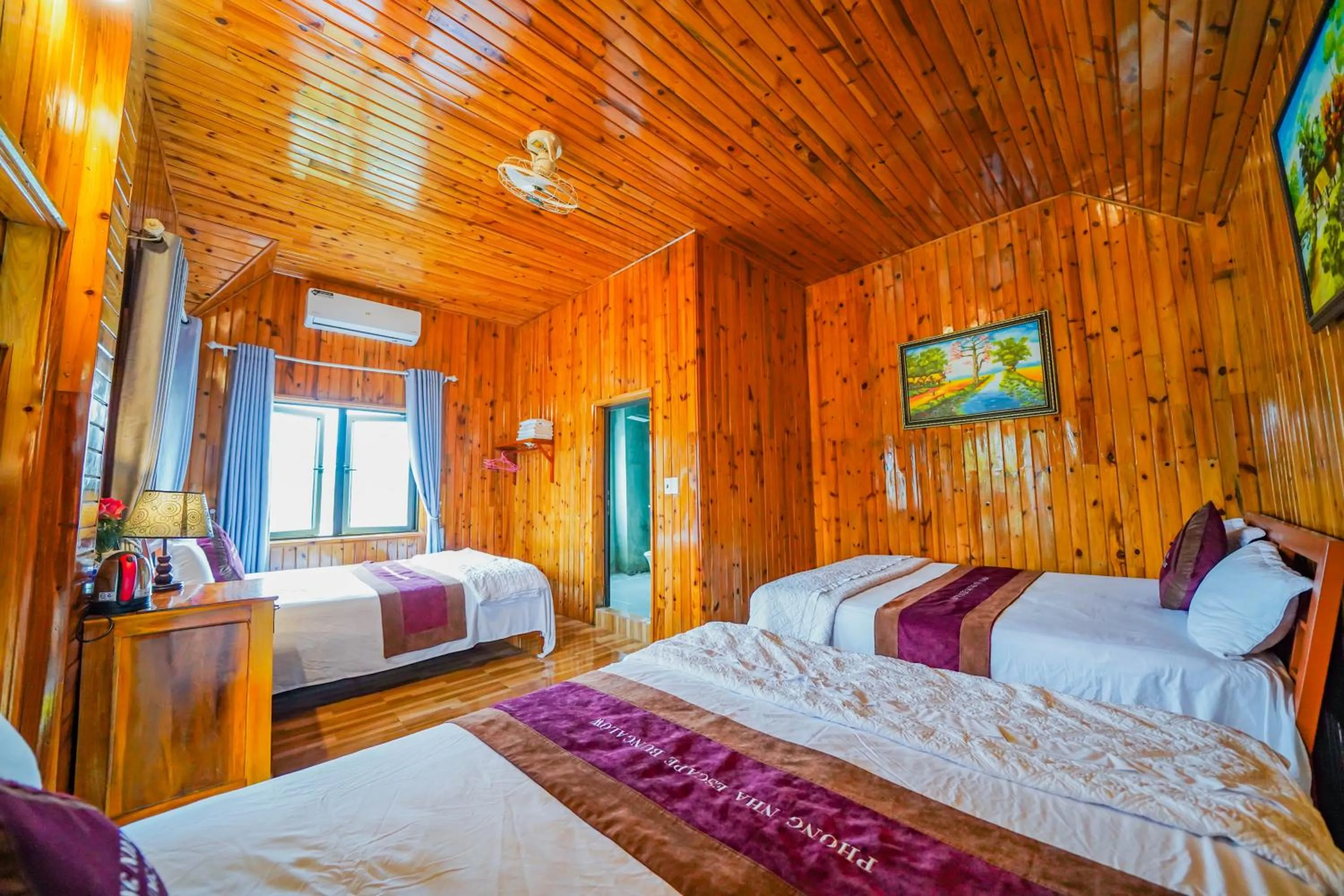 Bed in Phong Nha Escape Bungalow