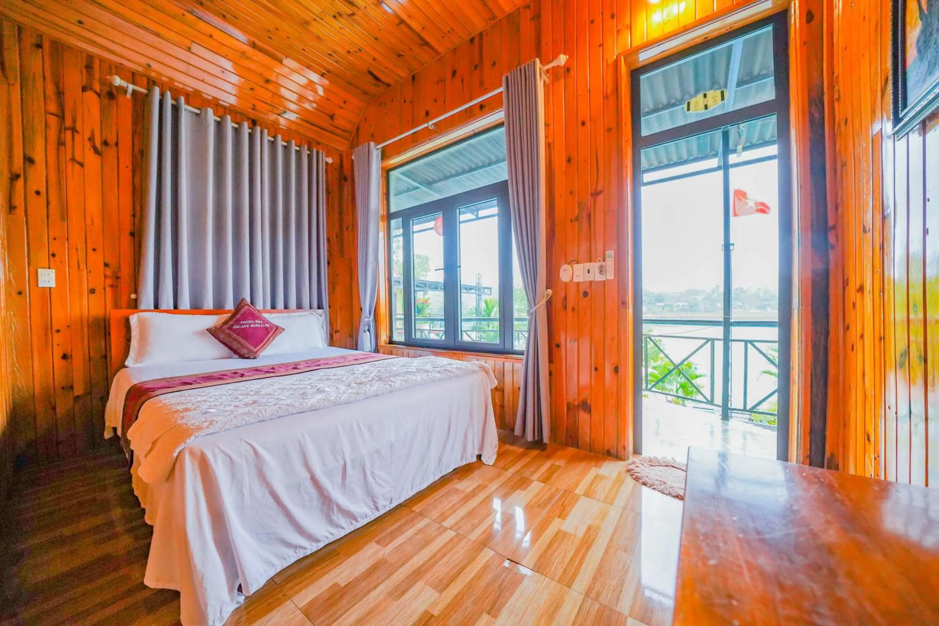 Bed in Phong Nha Escape Bungalow