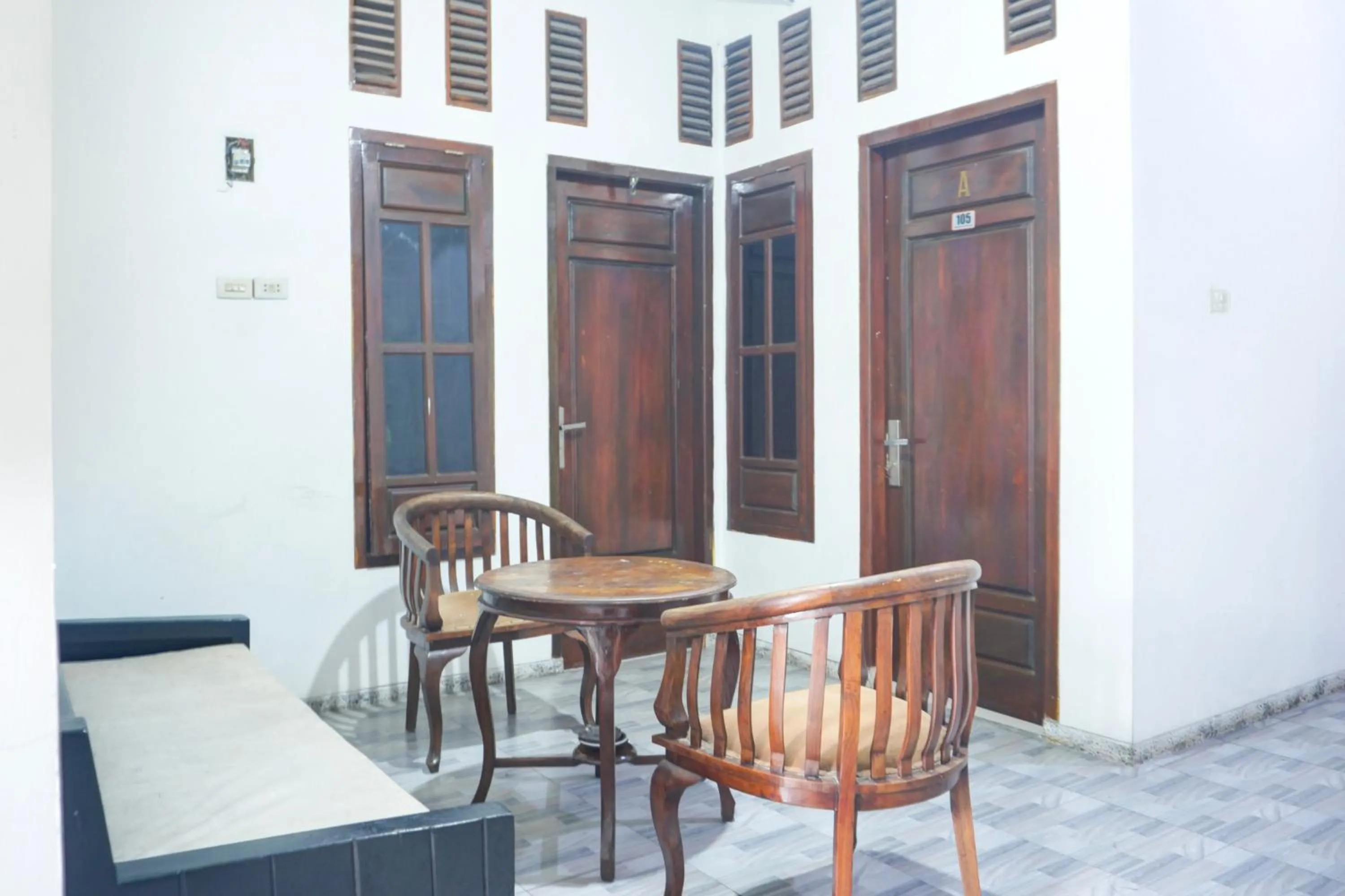 Lobby or reception in OYO 94375 Kanajiwa Guesthouse 2