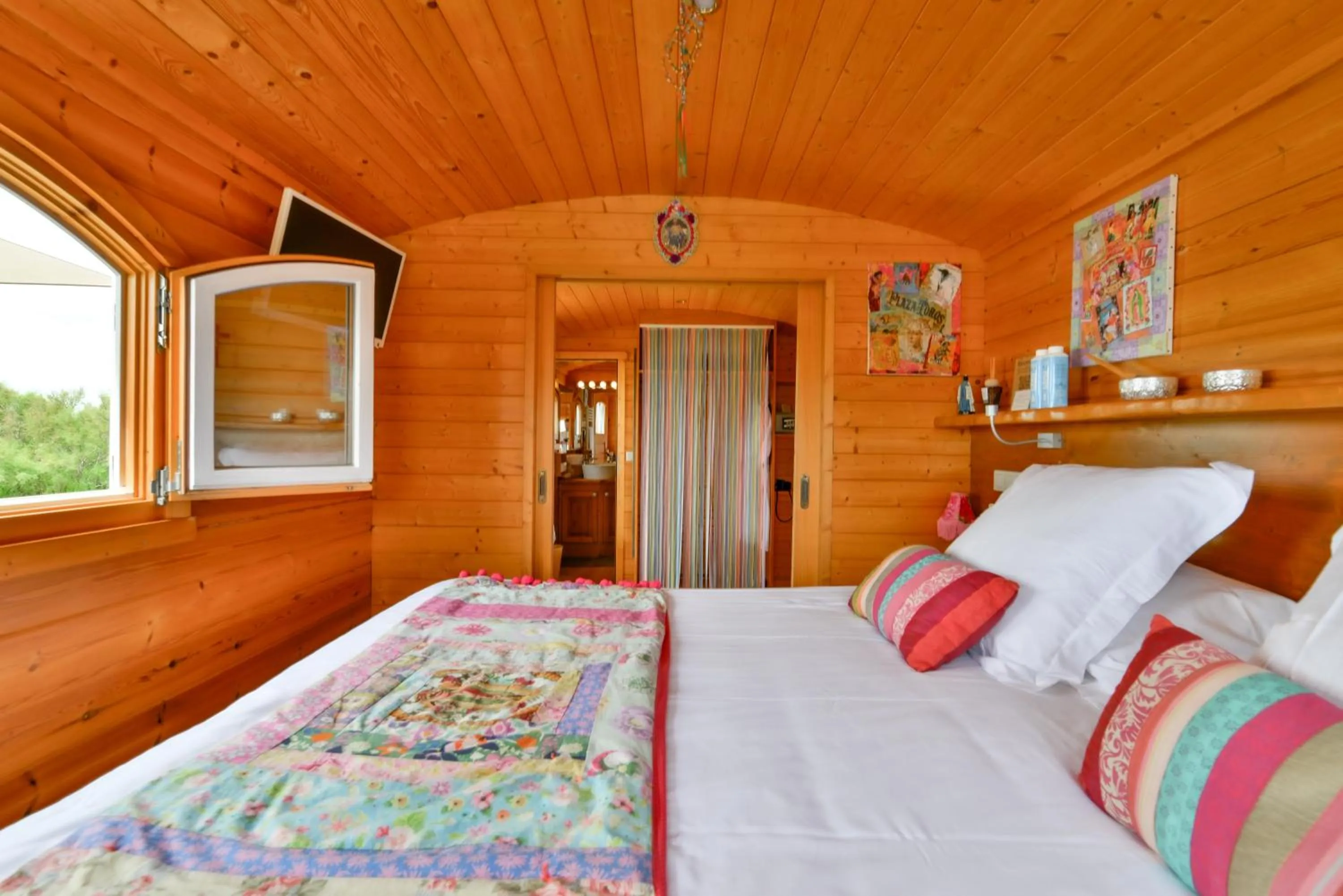 Bed in Lodge Sainte Helene Adult only