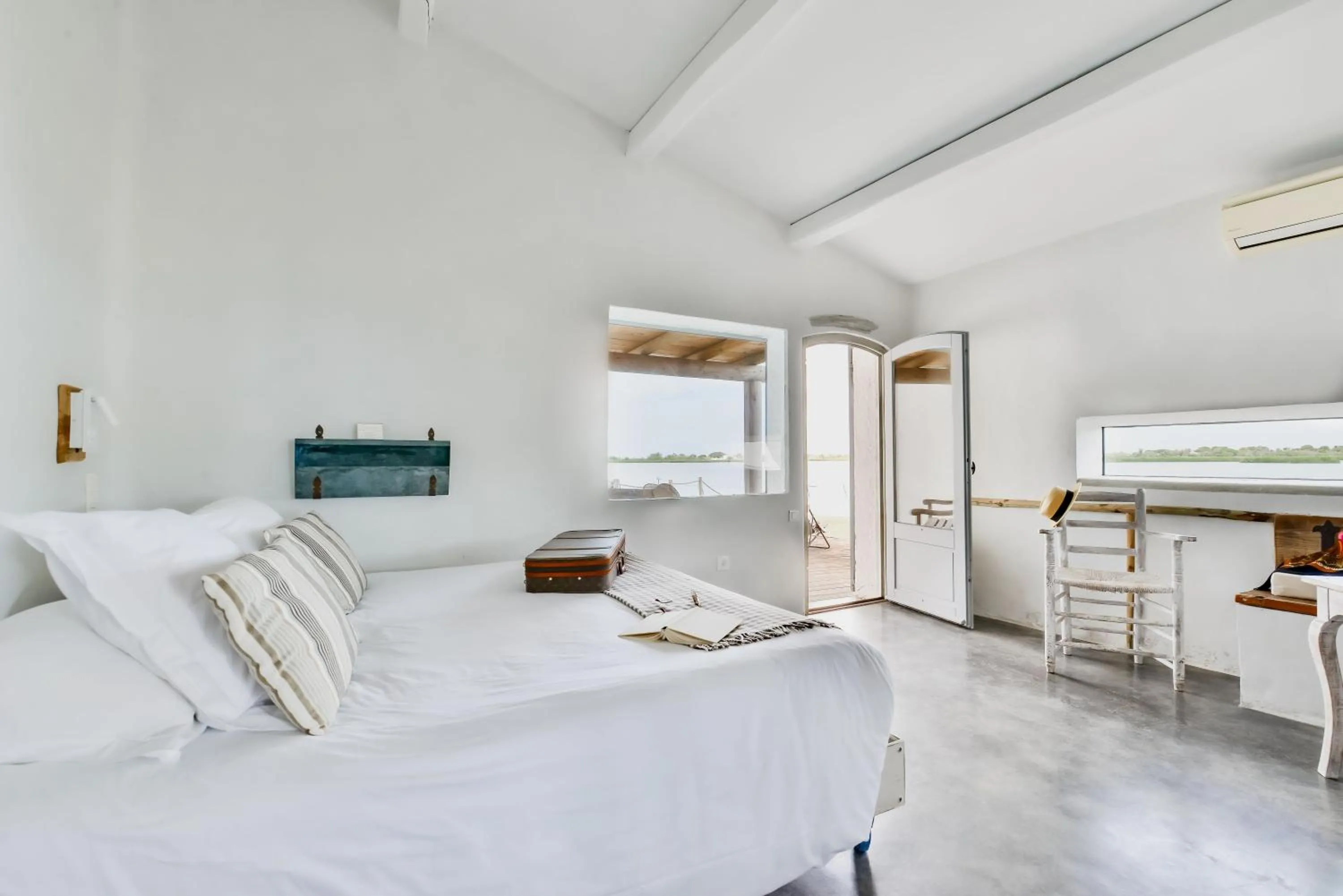 Bed in Lodge Sainte Helene Adult only