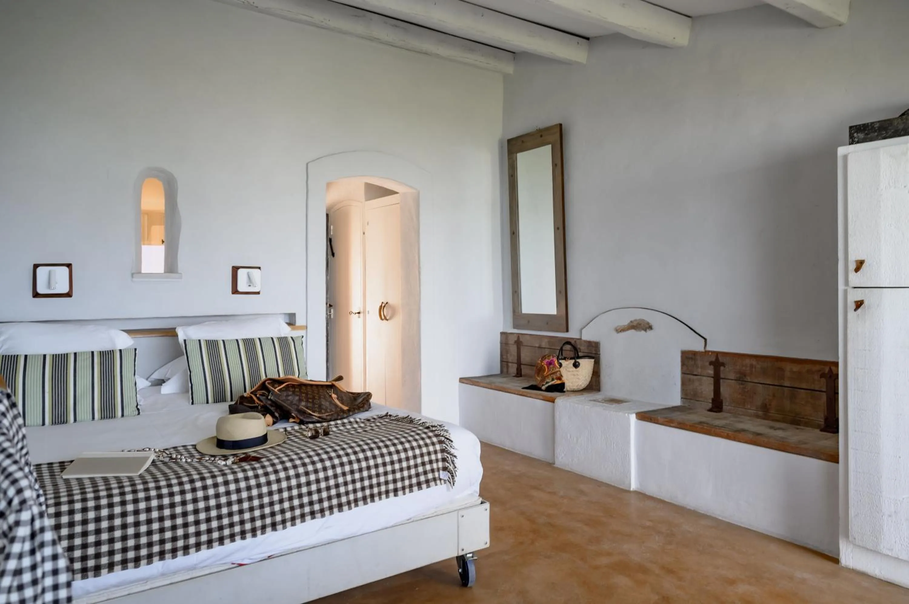 Bed in Lodge Sainte Helene Adult only