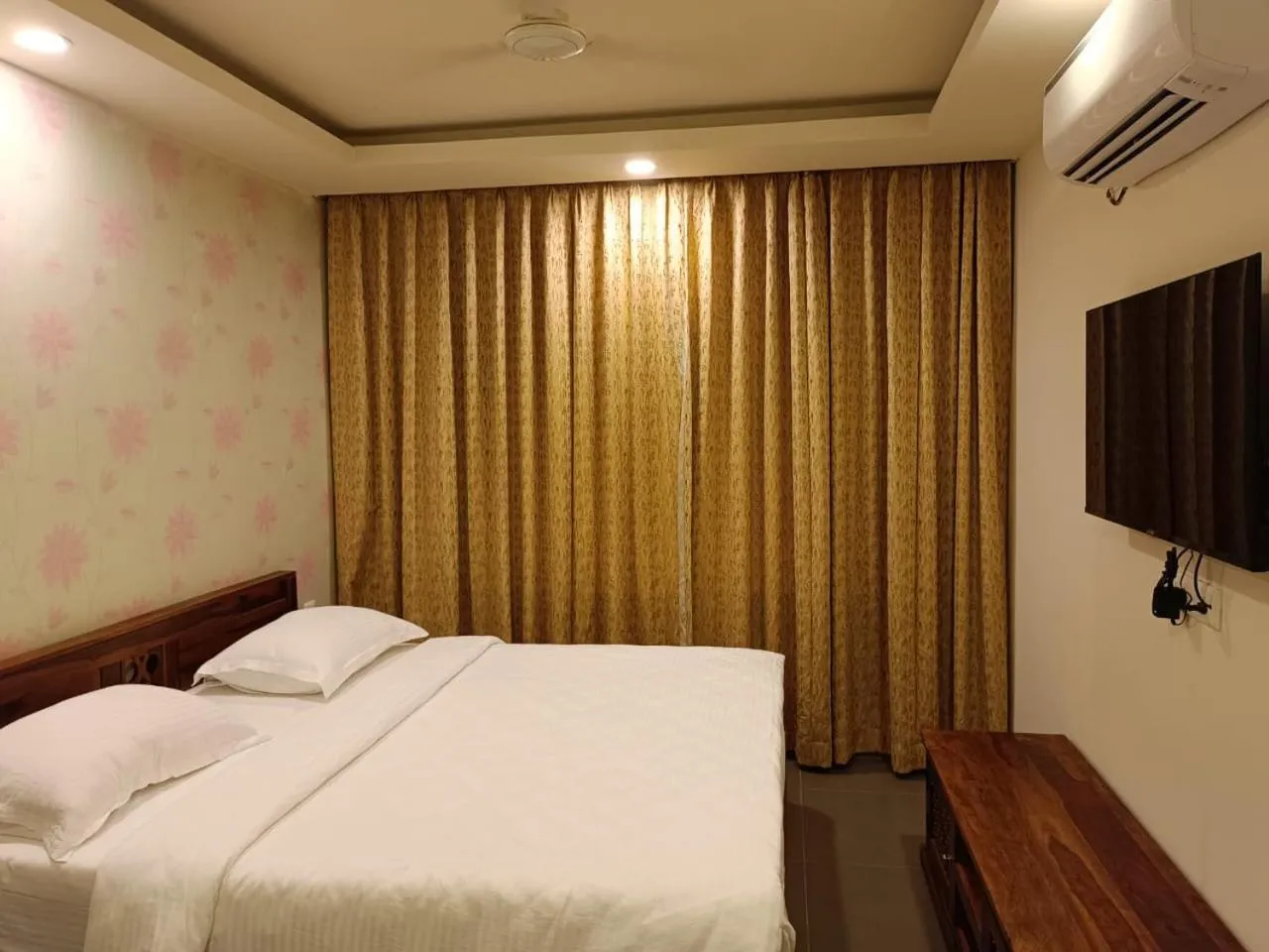 Bed in Hello By Ananya, Puri